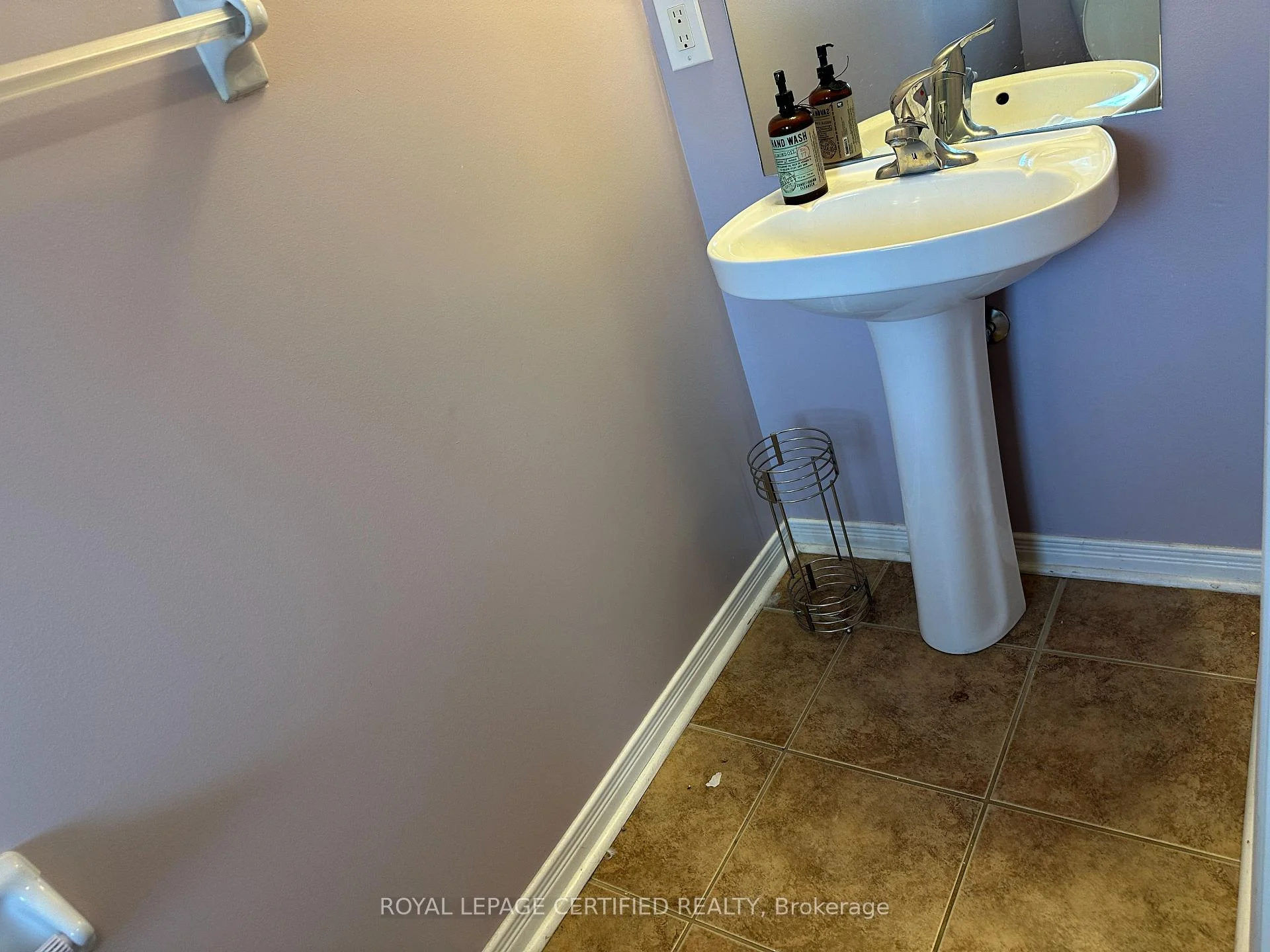 Photo 11 of 64 Admiral Crescent, Essa, Angus — HOMEH