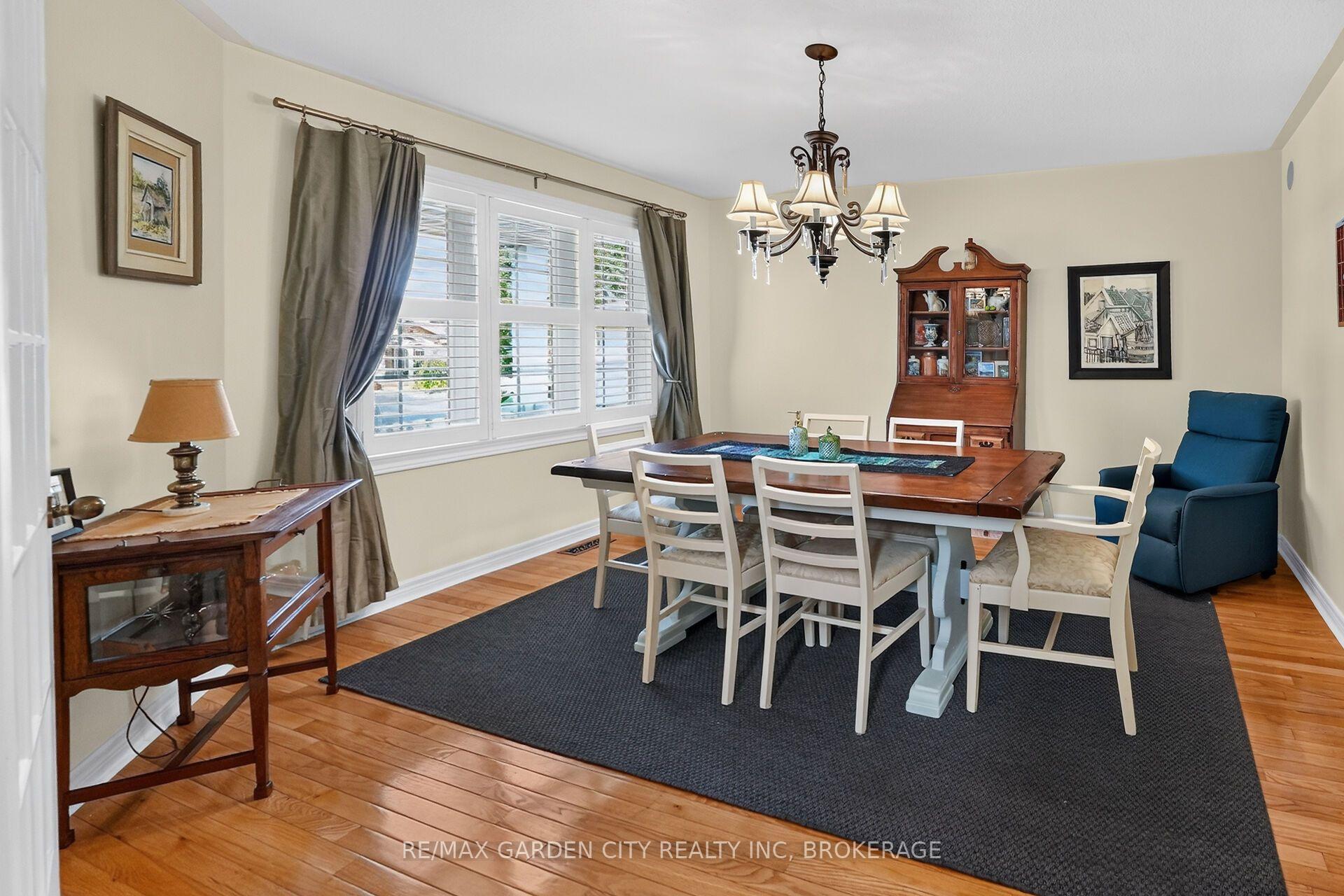 Photo 7 of 4039 Barry Drive, Lincoln, Beamsville — HOMEH