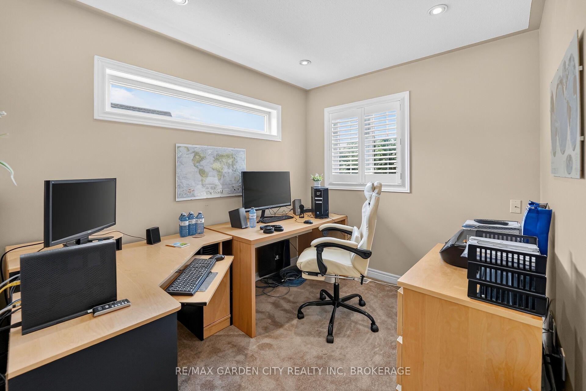 Photo 21 of 4039 Barry Drive, Lincoln, Beamsville — HOMEH