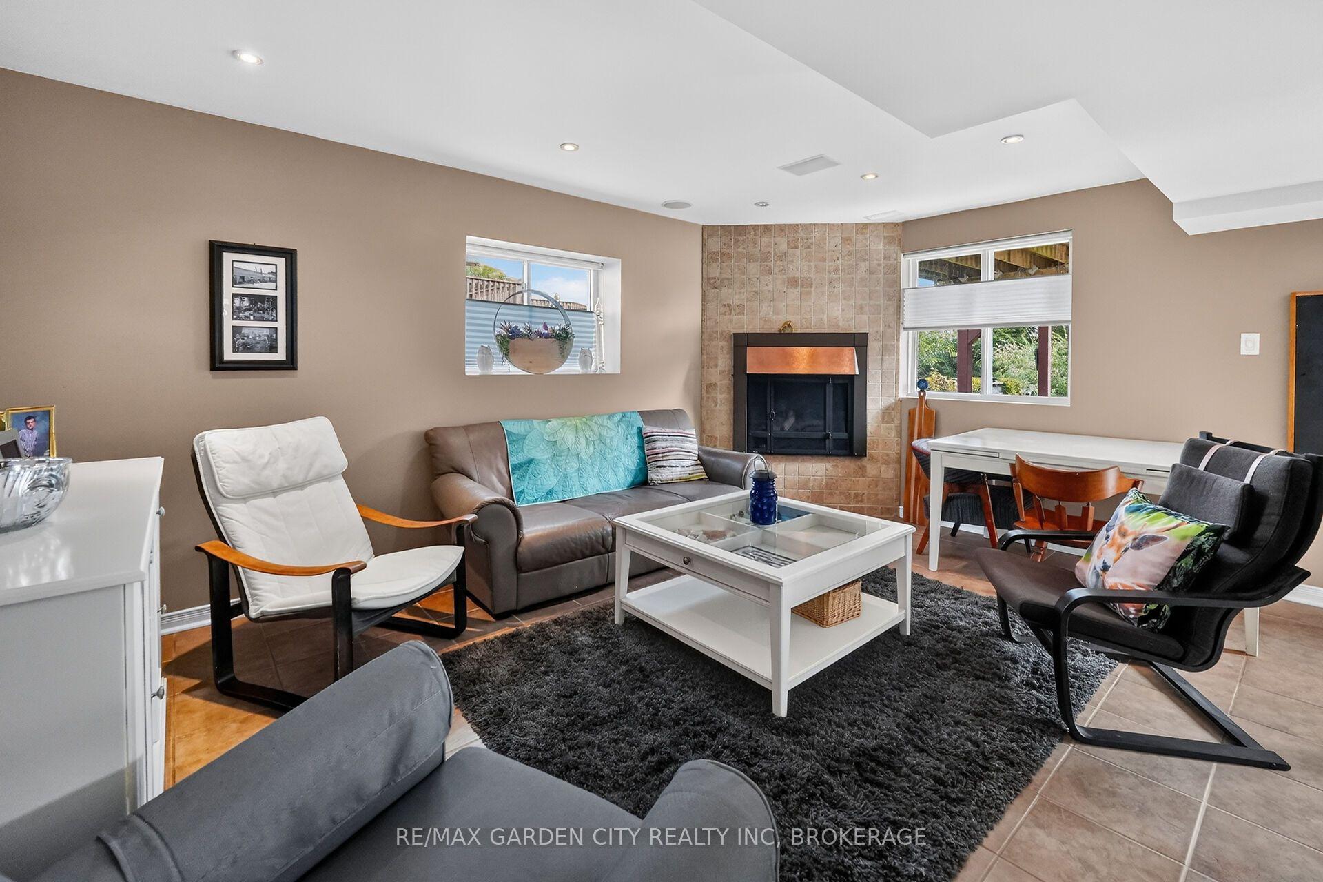 Photo 28 of 4039 Barry Drive, Lincoln, Beamsville — HOMEH