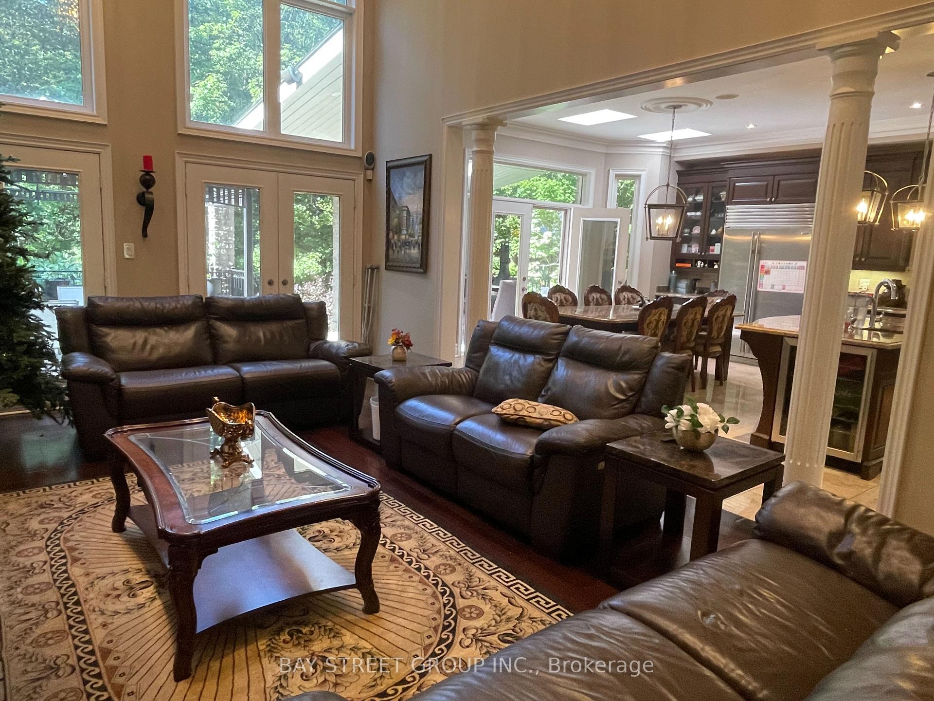 Photo 19 of 42 Loggers Trail, Whitchurch-Stouffville, Stouffville — HOMEH