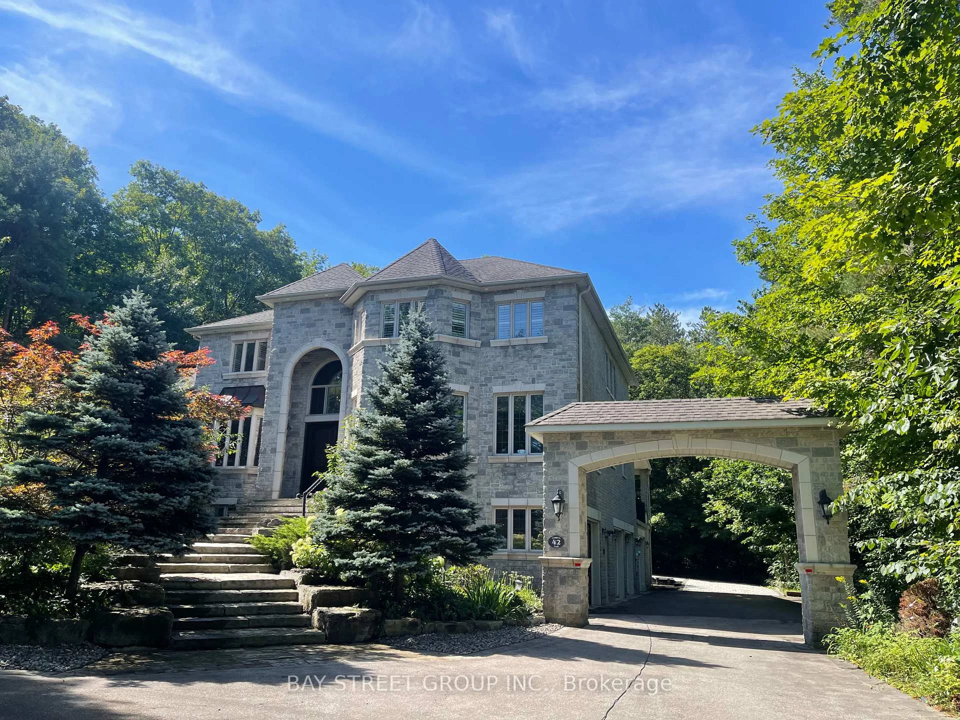 Photo 11 of 42 Loggers Trail, Whitchurch-Stouffville, Stouffville — HOMEH