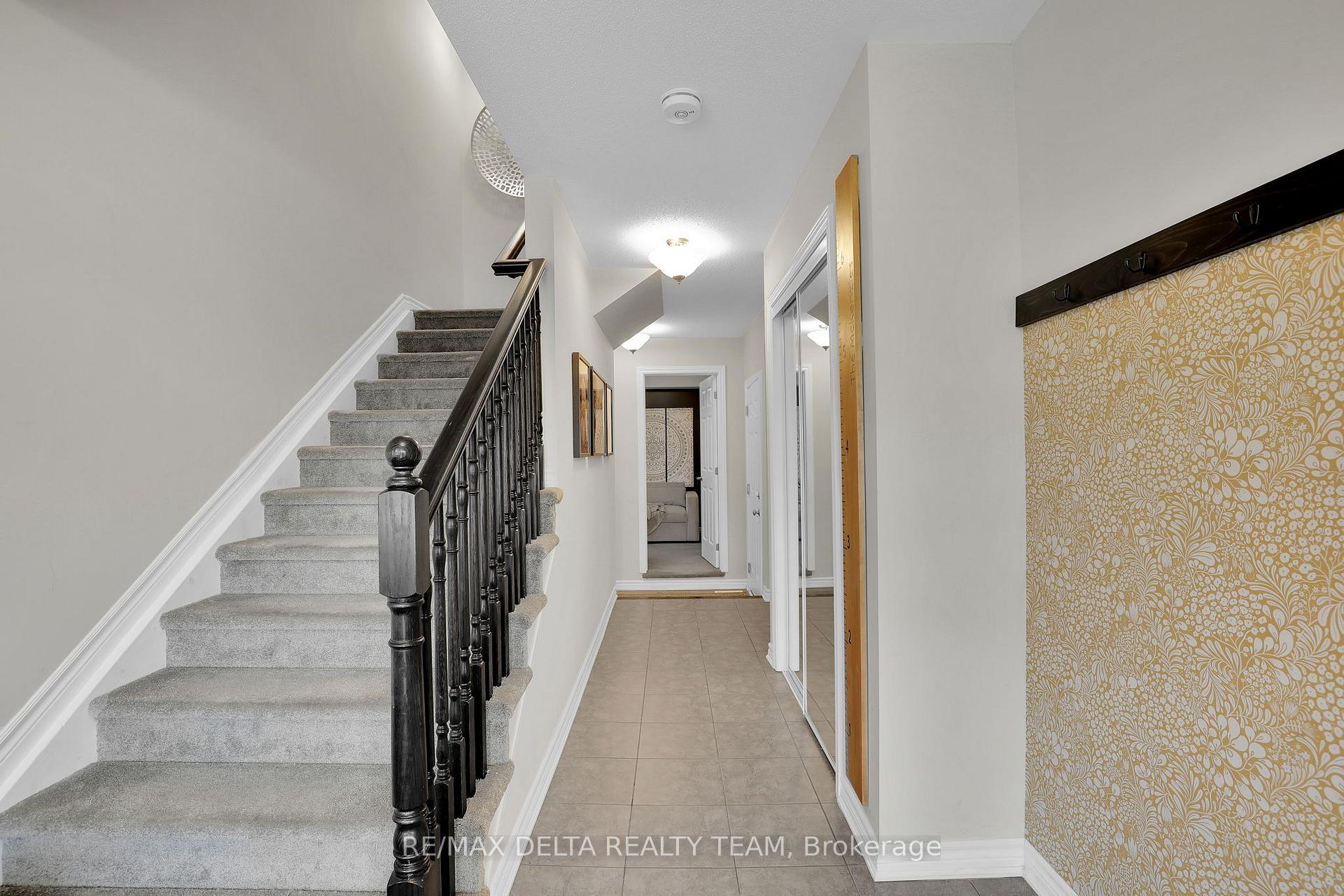 Photo 4 of 622 Bellatrix Walk, Ottawa, Barrhaven - Half Moon Bay — HOMEH