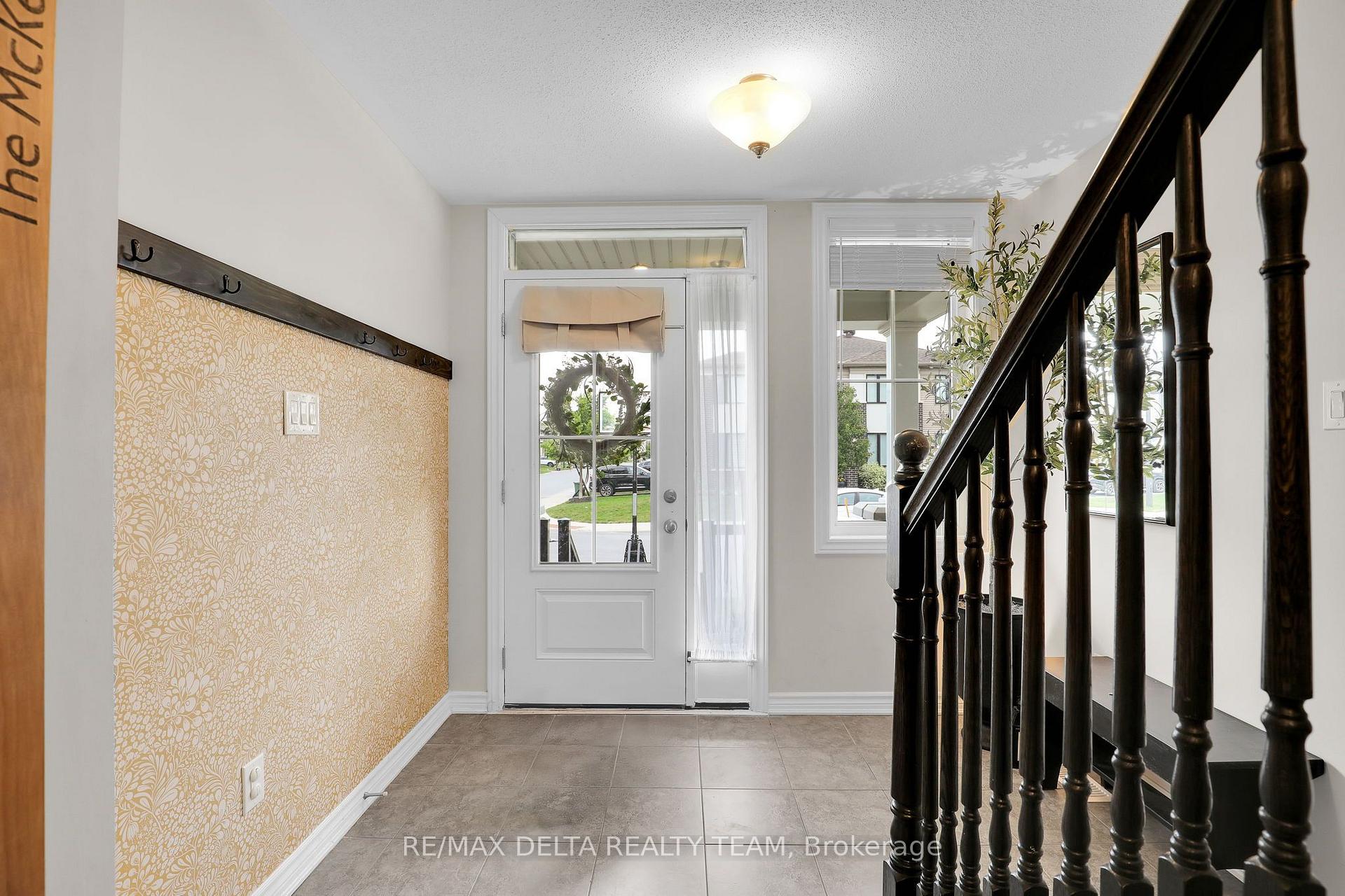 Photo 5 of 622 Bellatrix Walk, Ottawa, Barrhaven - Half Moon Bay — HOMEH
