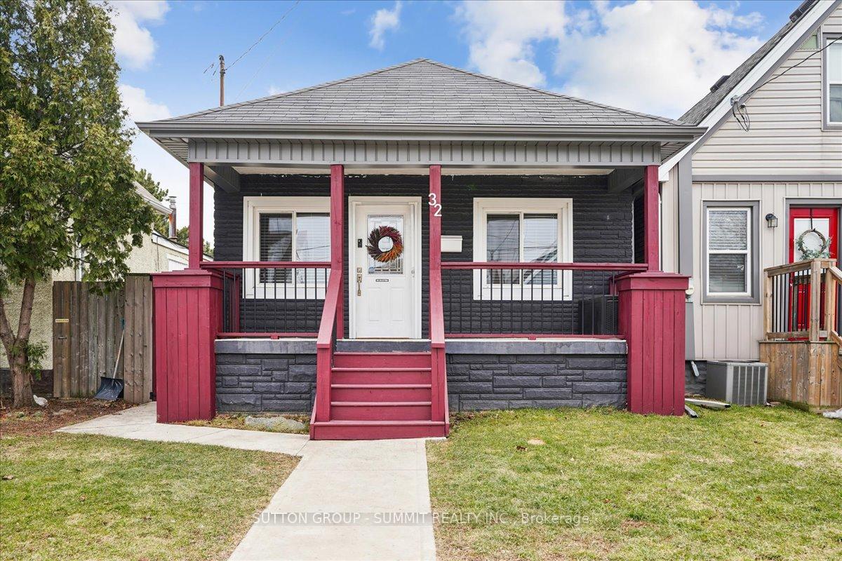 Photo 2 of 32 Allan Avenue, Hamilton, Homeside — HOMEH