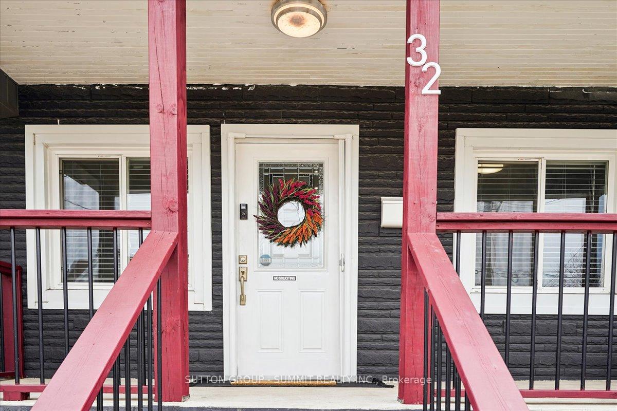 Photo 3 of 32 Allan Avenue, Hamilton, Homeside — HOMEH