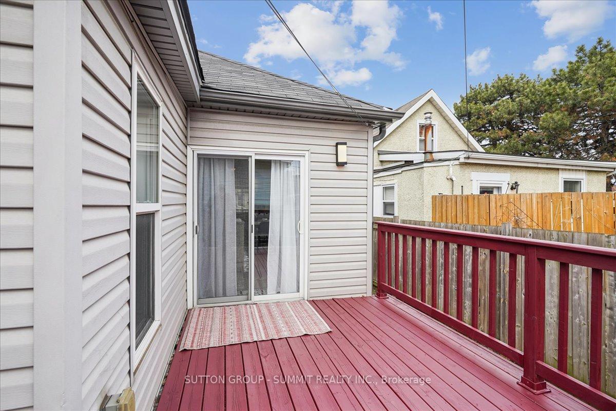 Photo 28 of 32 Allan Avenue, Hamilton, Homeside — HOMEH