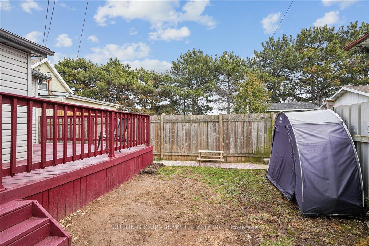 Photo 31 of 32 Allan Avenue, Hamilton, Homeside — HOMEH