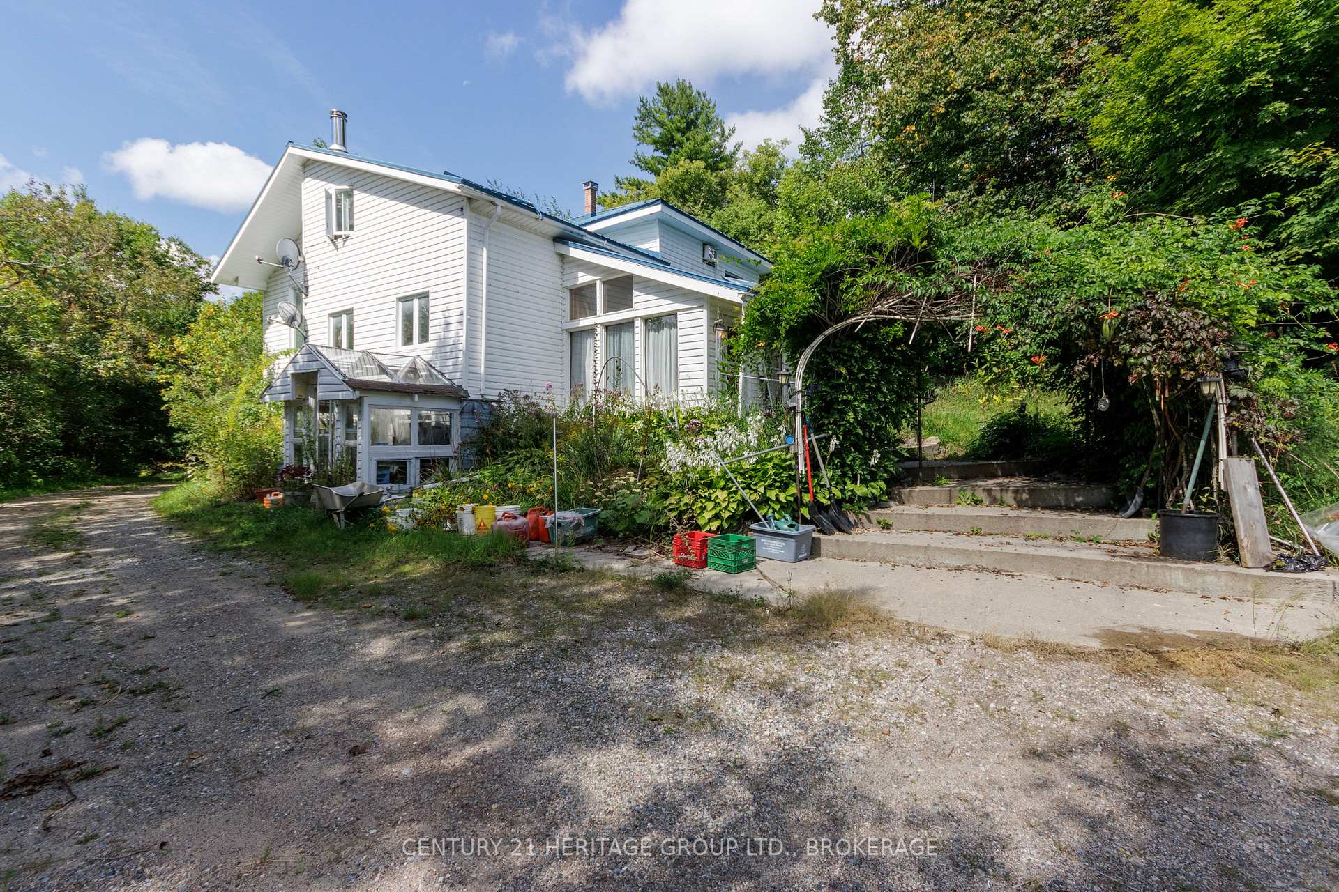 Photo 2 of 1153 Harold Burke Road, Frontenac, Frontenac Centre — HOMEH