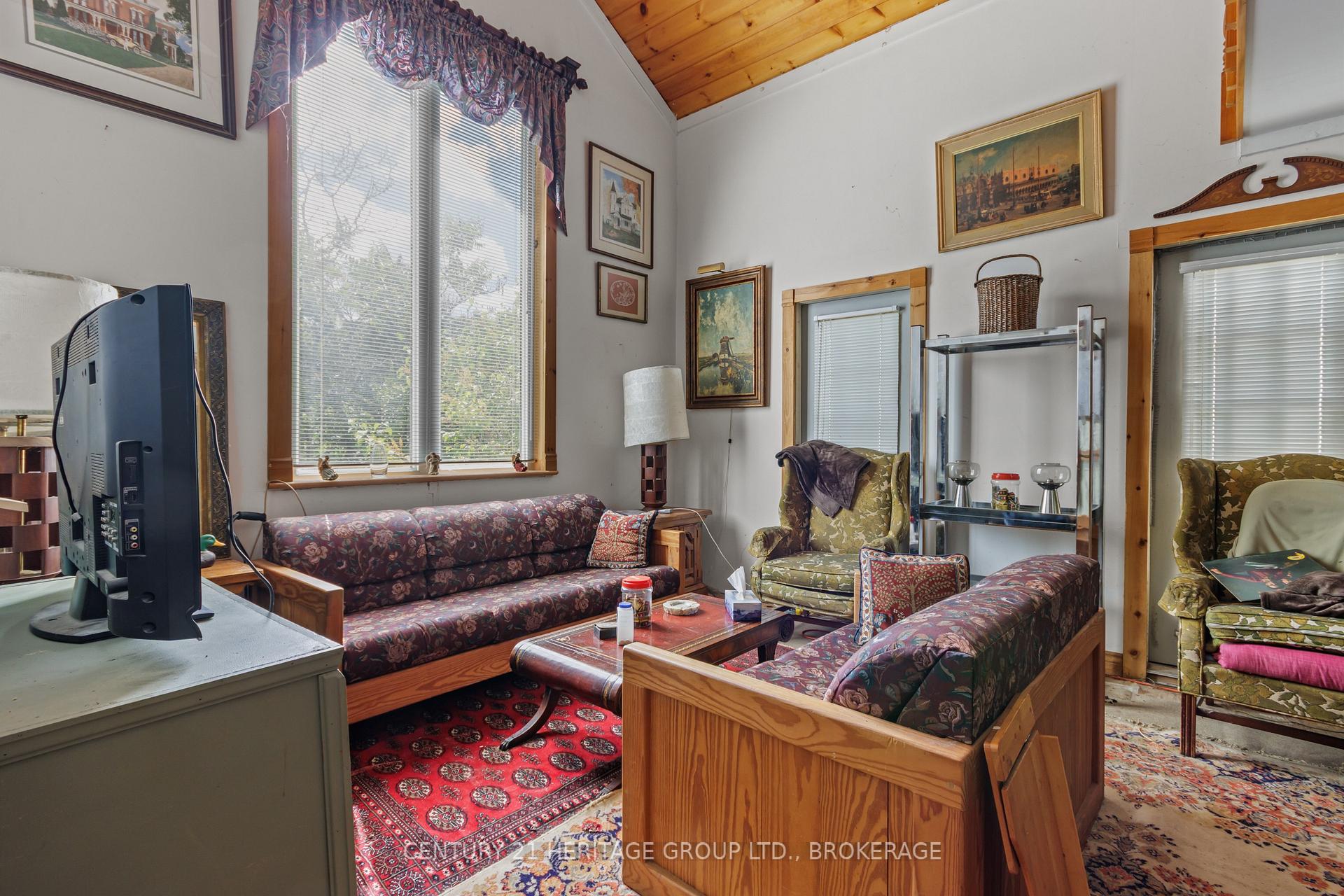 Photo 12 of 1153 Harold Burke Road, Frontenac, Frontenac Centre — HOMEH