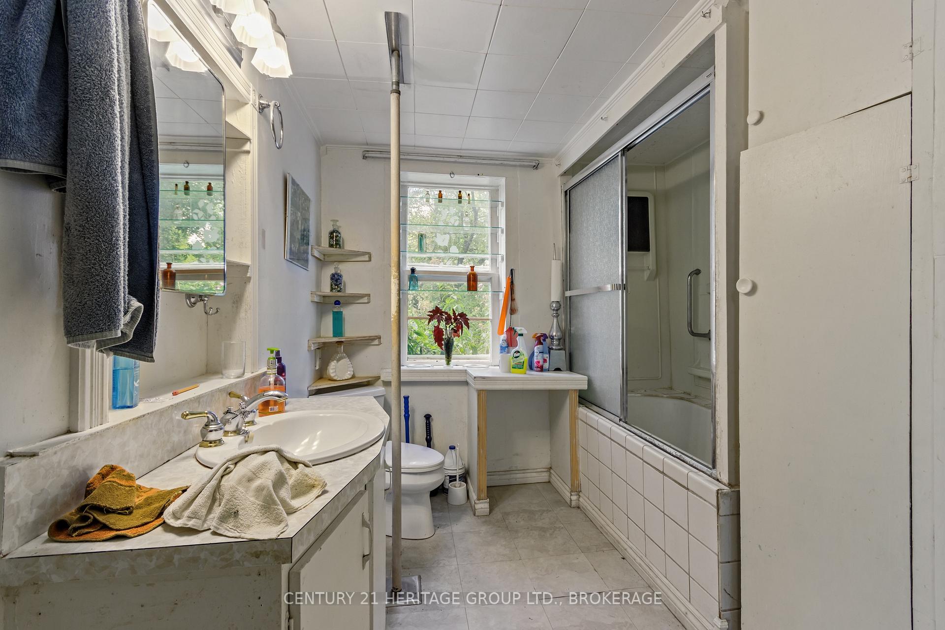 Photo 18 of 1153 Harold Burke Road, Frontenac, Frontenac Centre — HOMEH