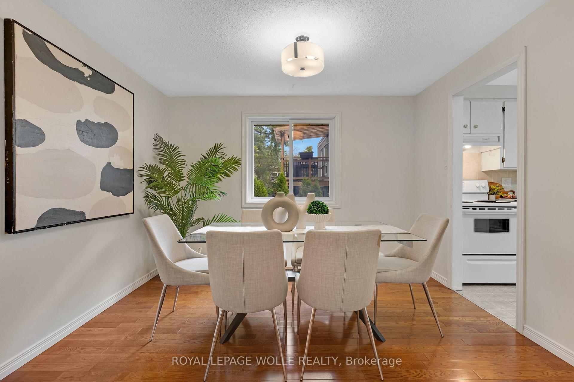 Photo 9 of 7 Underhill Crescent, Kitchener, Centreville Chicopee — HOMEH
