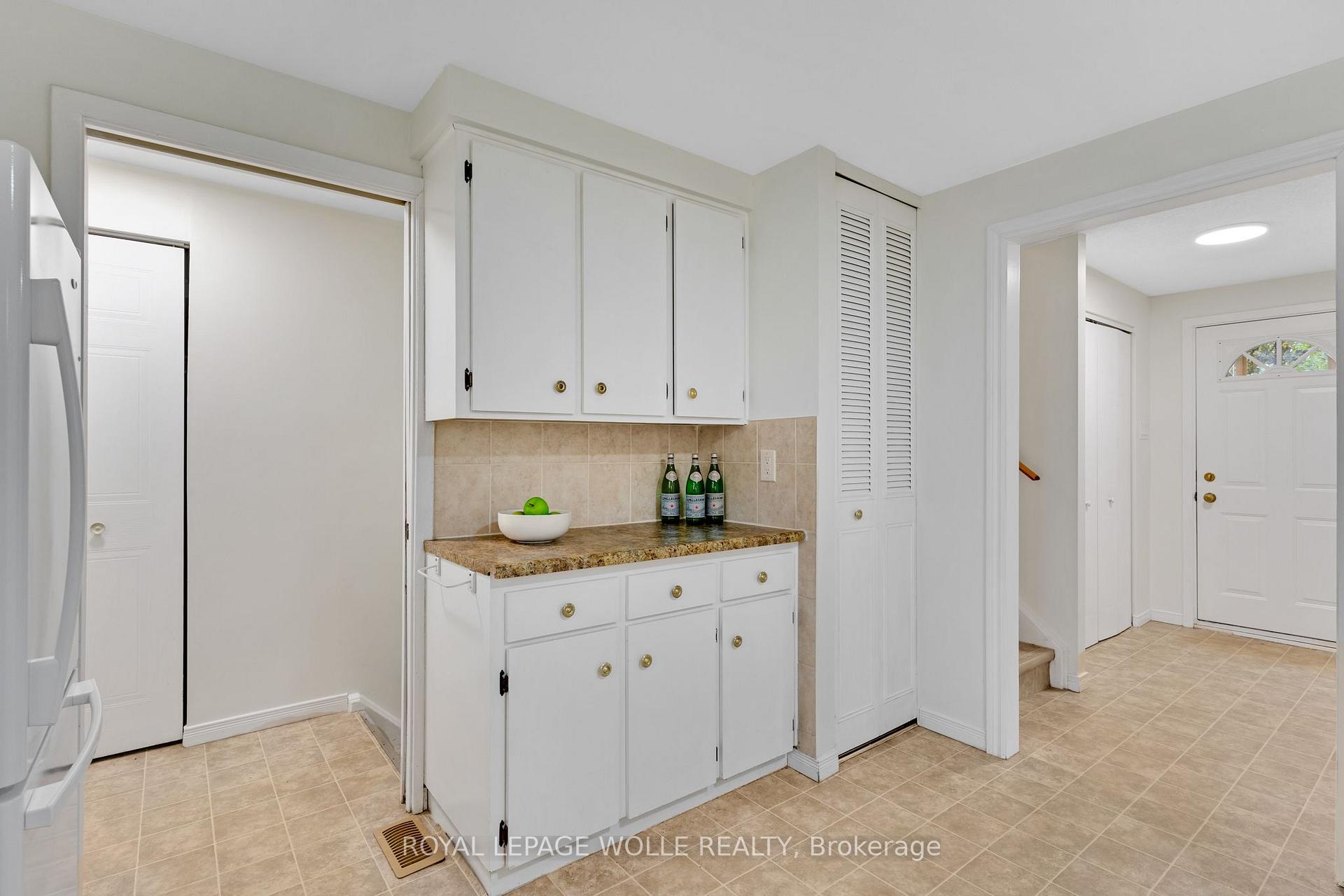 Photo 15 of 7 Underhill Crescent, Kitchener, Centreville Chicopee — HOMEH