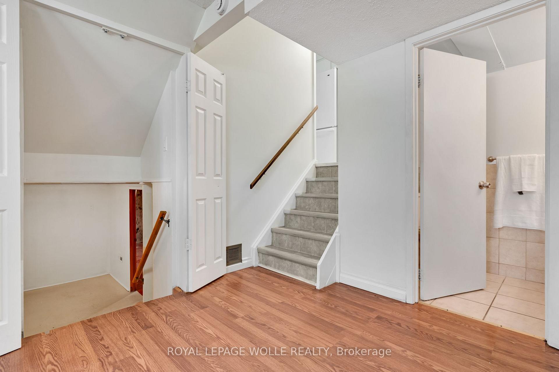 Photo 32 of 7 Underhill Crescent, Kitchener, Centreville Chicopee — HOMEH