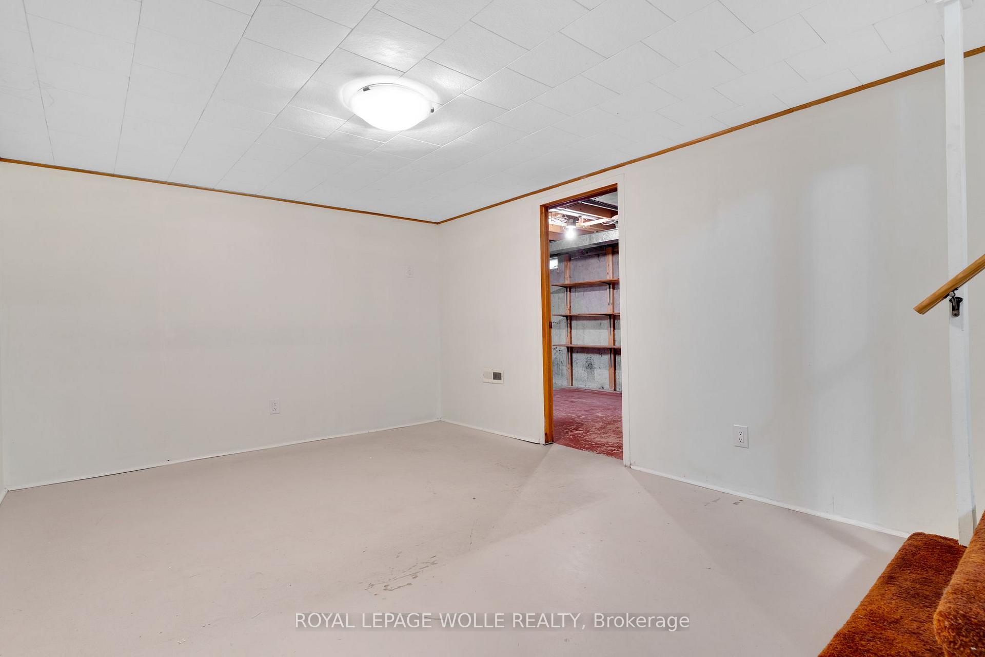 Photo 36 of 7 Underhill Crescent, Kitchener, Centreville Chicopee — HOMEH
