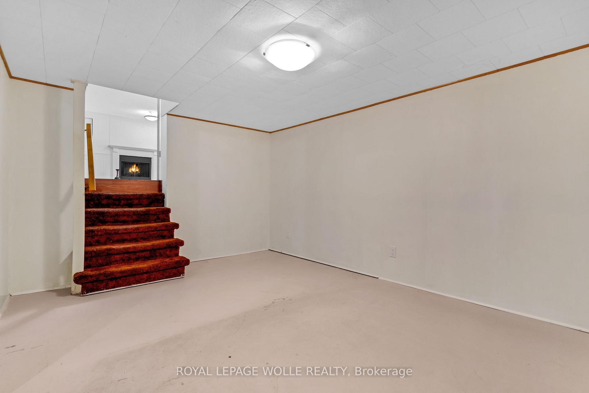 Photo 37 of 7 Underhill Crescent, Kitchener, Centreville Chicopee — HOMEH