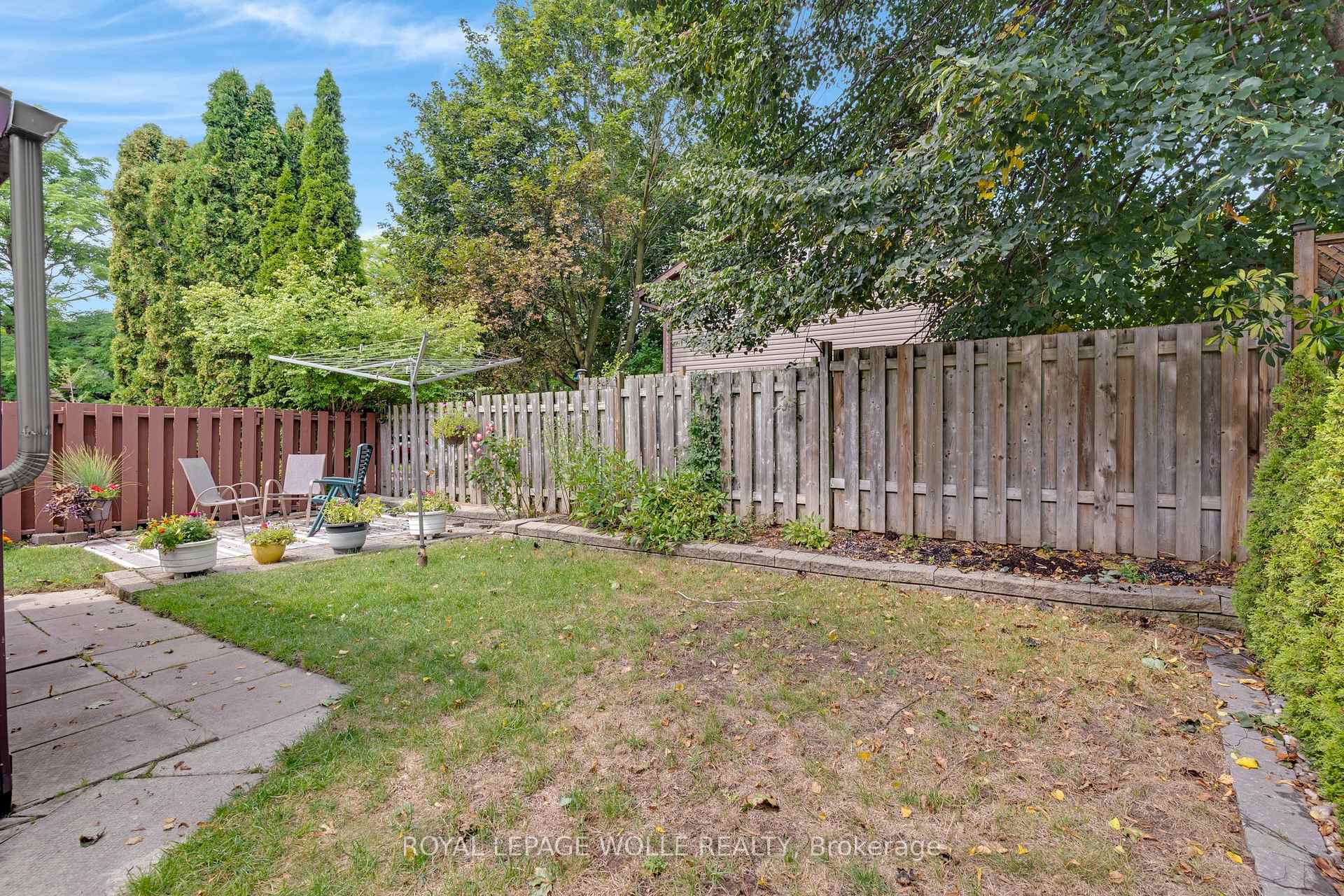Photo 40 of 7 Underhill Crescent, Kitchener, Centreville Chicopee — HOMEH