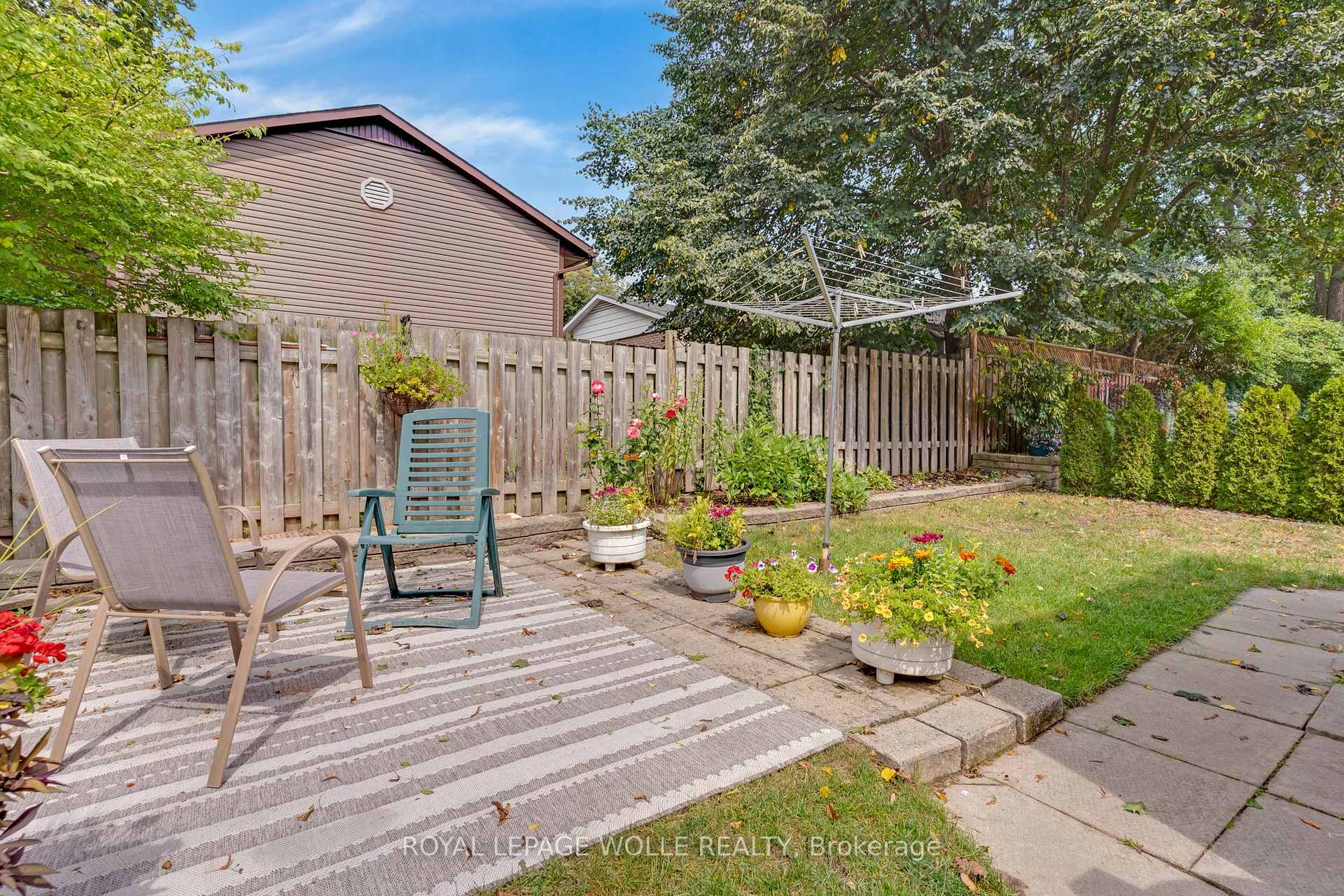 Photo 41 of 7 Underhill Crescent, Kitchener, Centreville Chicopee — HOMEH