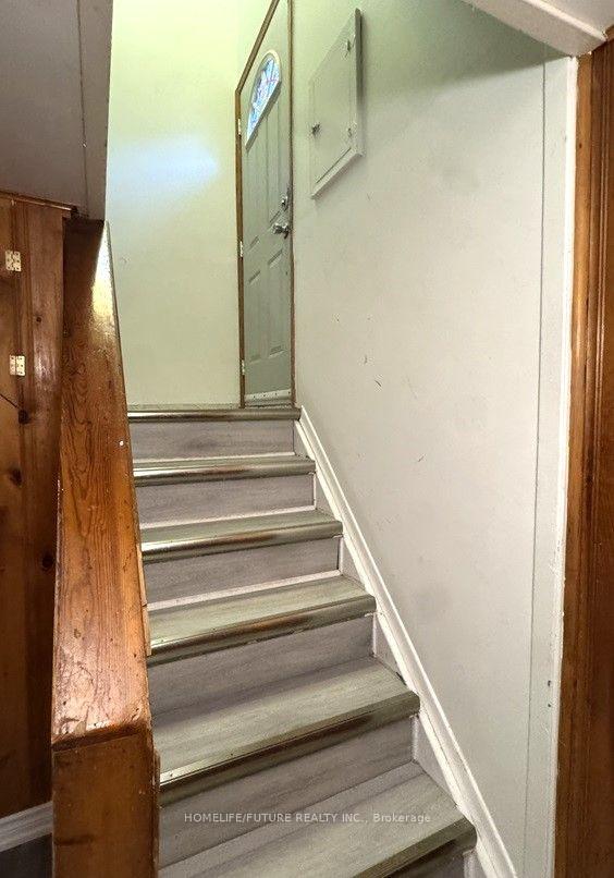 Photo 5 of Unit Bsmt, 868 Chapleau Drive, Pickering, Bay Ridges — HOMEH
