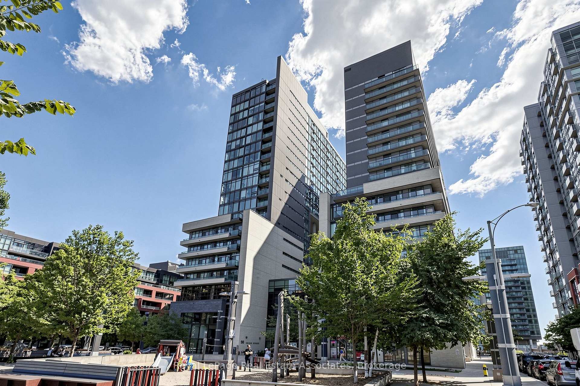 Photo 2 of Unit 521E, 36 Lisgar Street, Toronto, Little Portugal — HOMEH