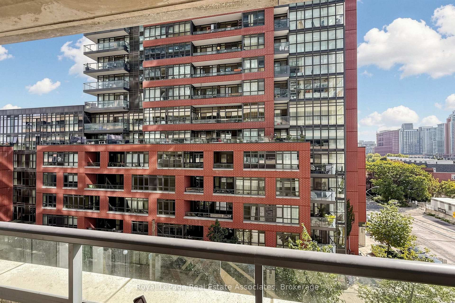 Photo 34 of Unit 521E, 36 Lisgar Street, Toronto, Little Portugal — HOMEH