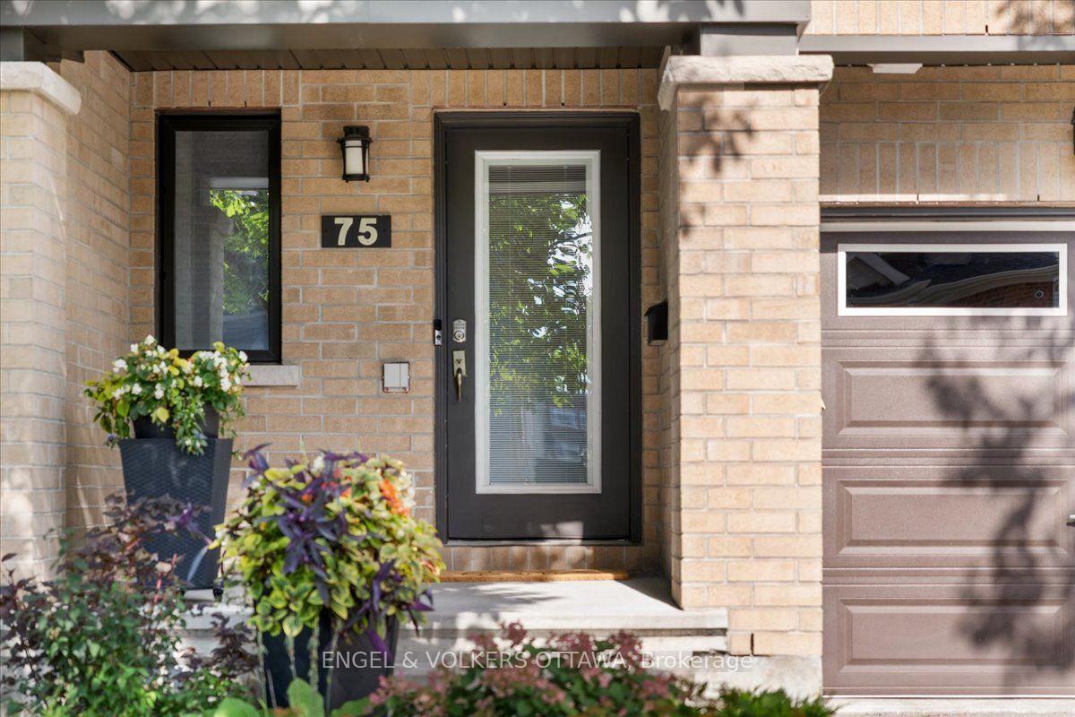 Photo 4 of 75 Blueheart Bay, Ottawa, Barrhaven - Longfields — HOMEH