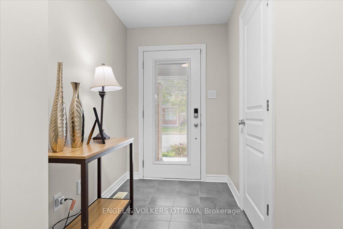 Photo 5 of 75 Blueheart Bay, Ottawa, Barrhaven - Longfields — HOMEH