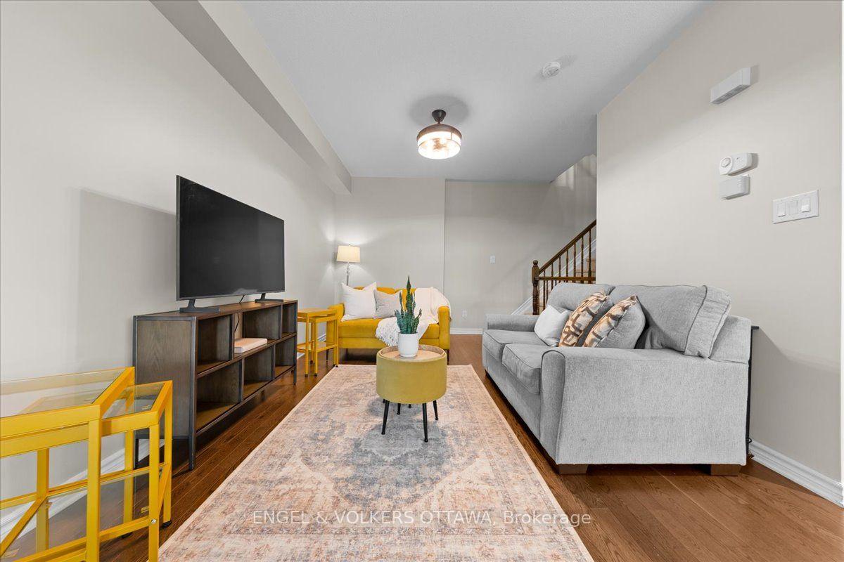 Photo 13 of 75 Blueheart Bay, Ottawa, Barrhaven - Longfields — HOMEH