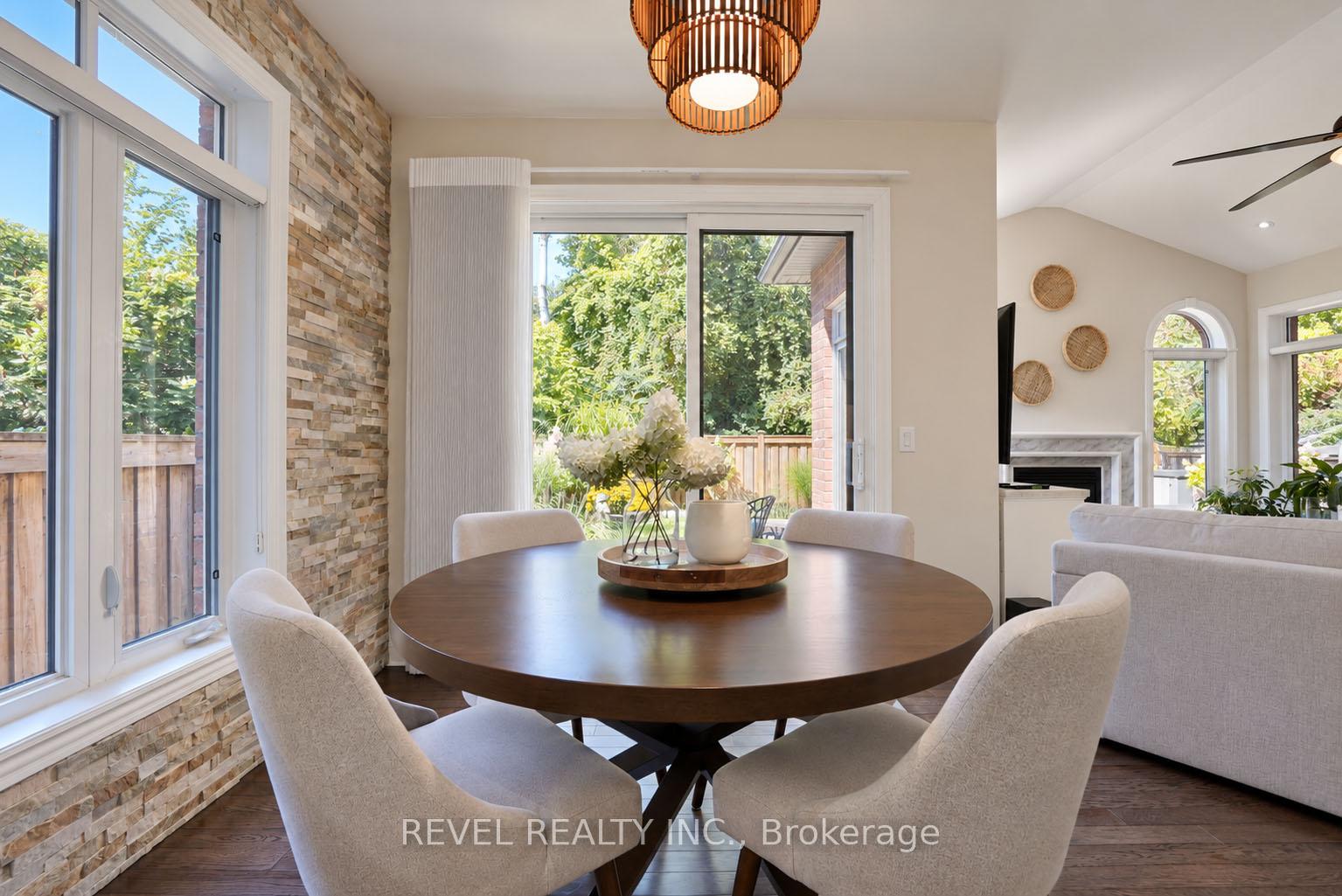Photo 12 of 36 Turner Drive, Barrie, Bayshore — HOMEH