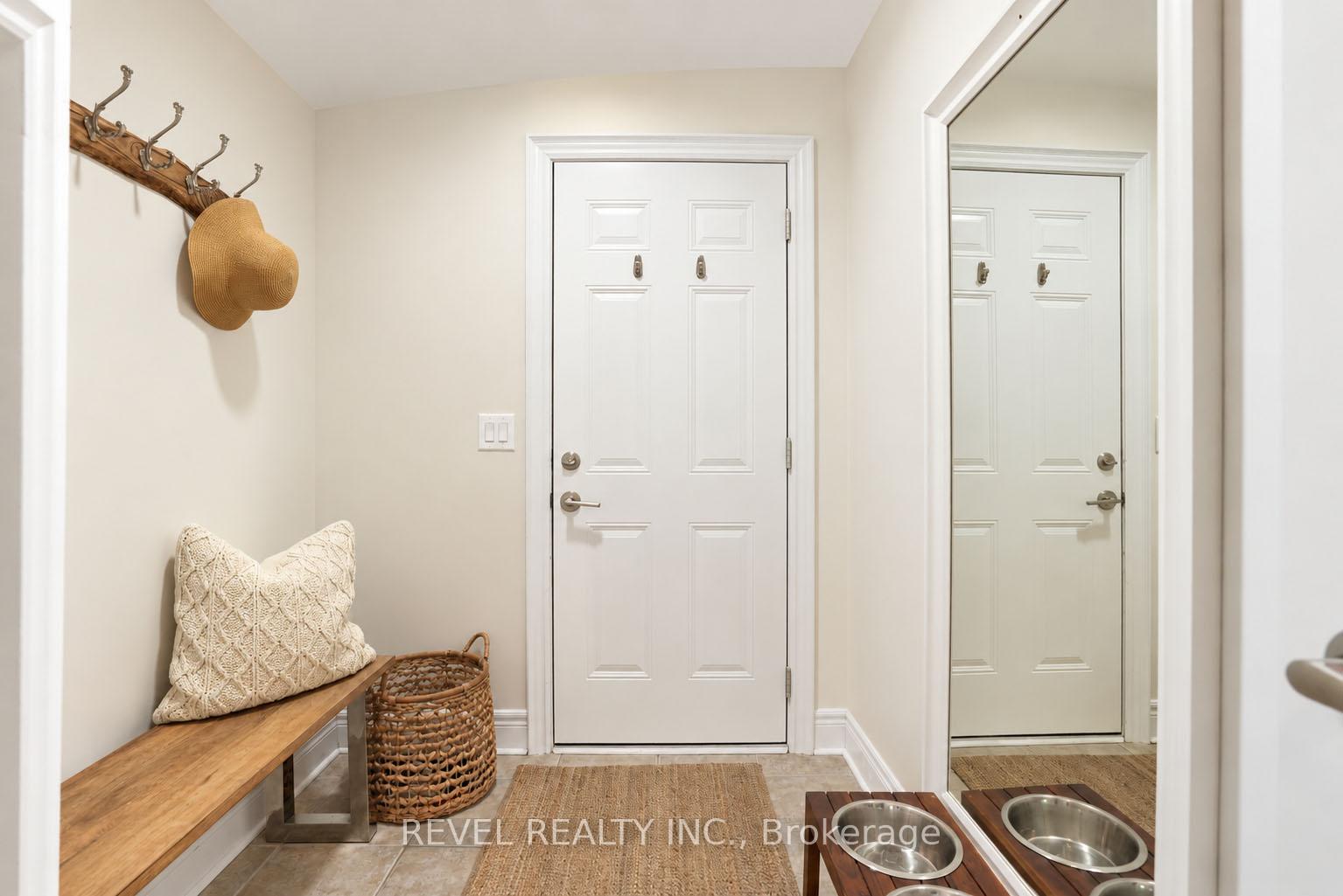 Photo 18 of 36 Turner Drive, Barrie, Bayshore — HOMEH