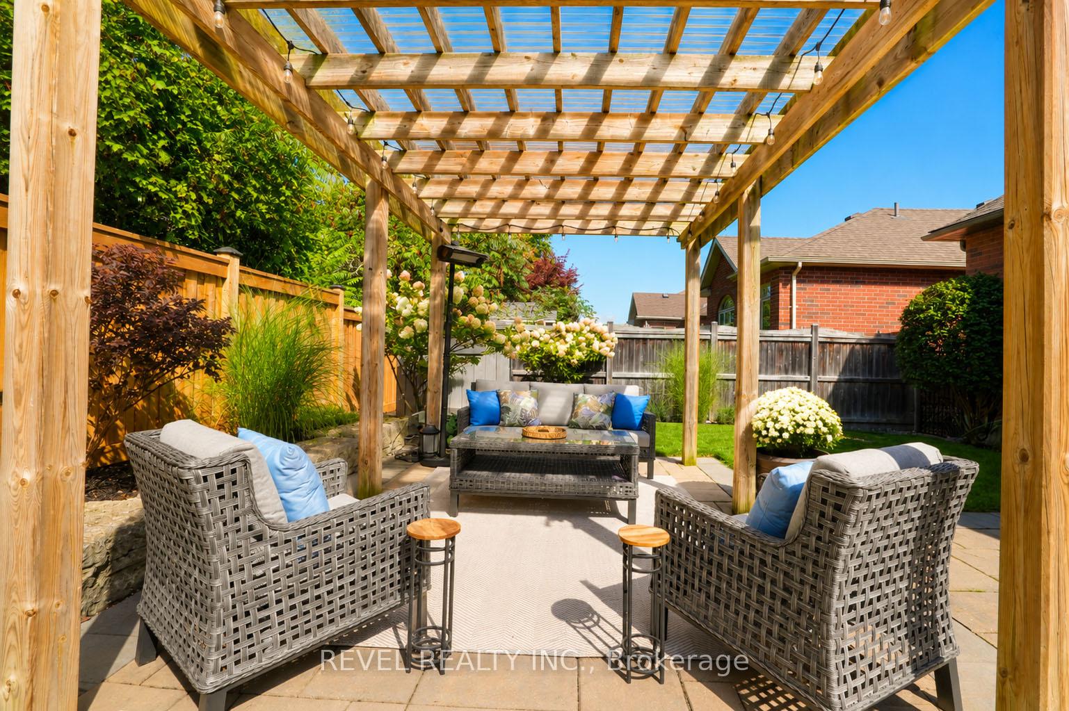 Photo 29 of 36 Turner Drive, Barrie, Bayshore — HOMEH