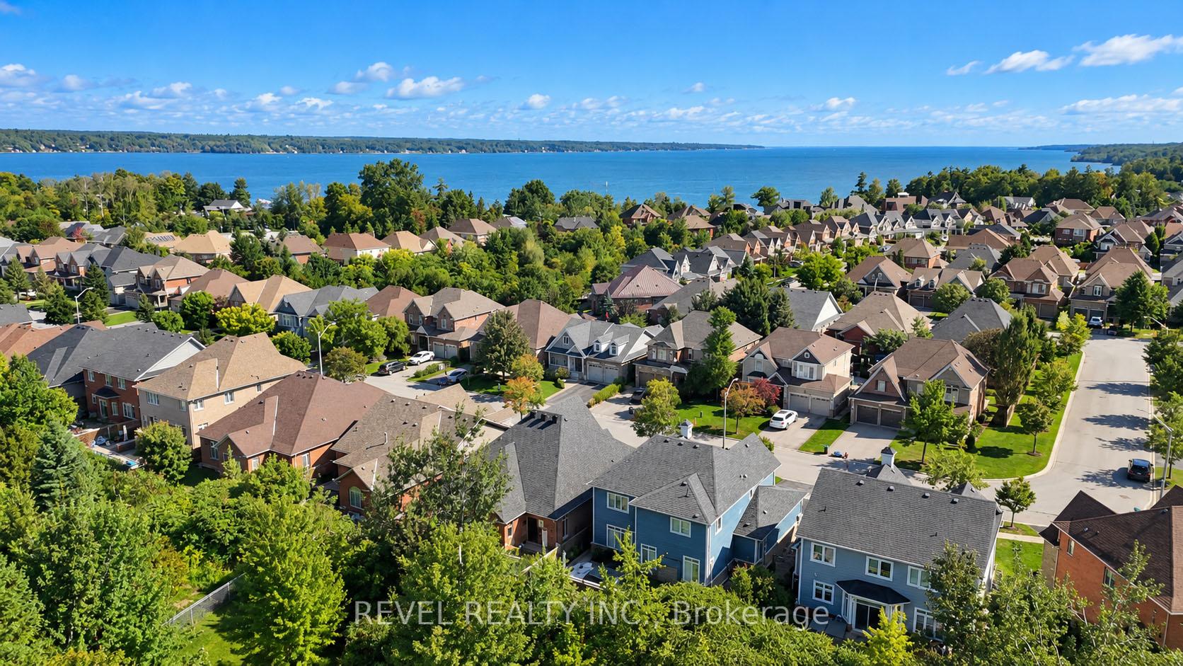 Photo 33 of 36 Turner Drive, Barrie, Bayshore — HOMEH