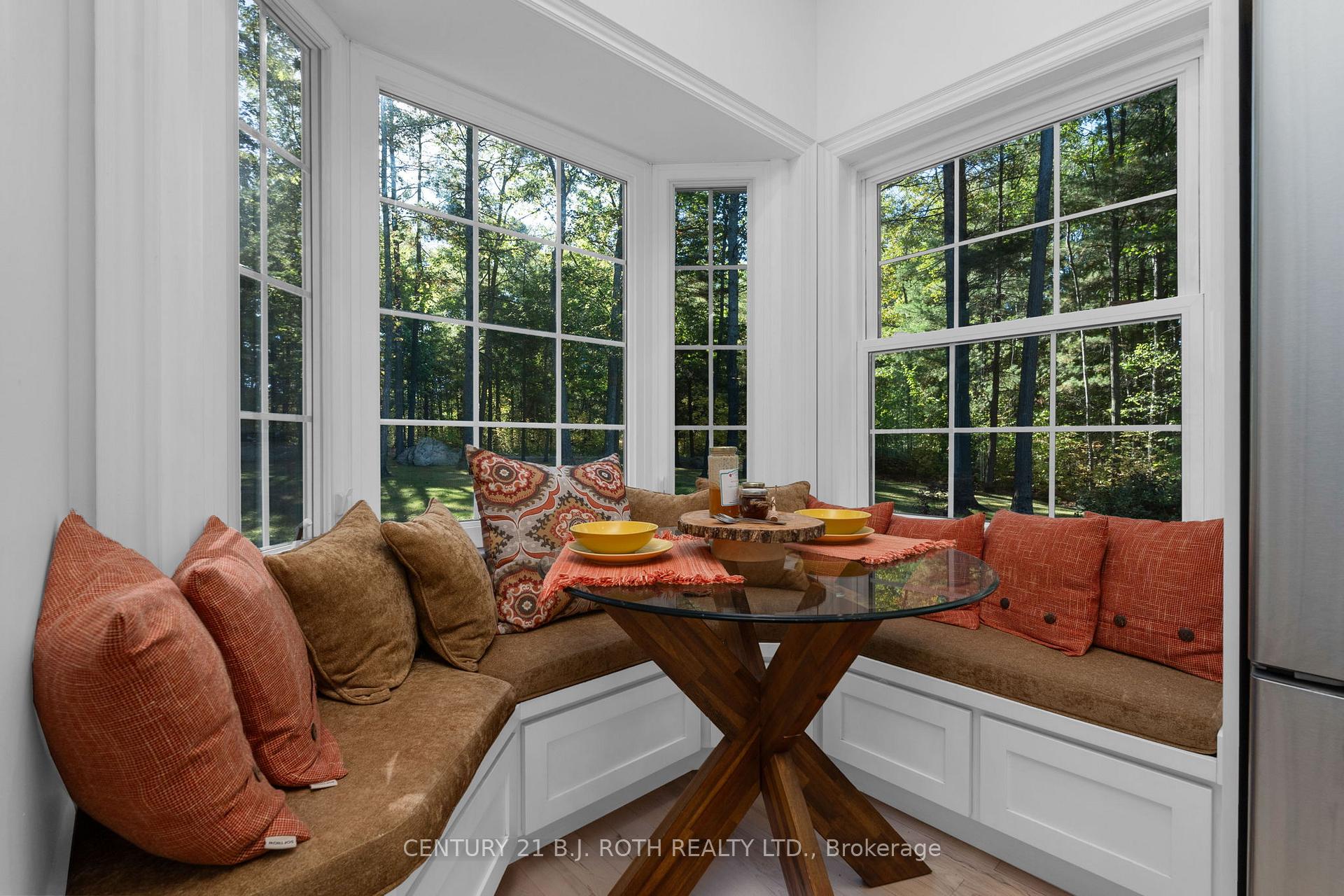Photo 14 of 2710 Portage Trail, Springwater, Rural Springwater — HOMEH
