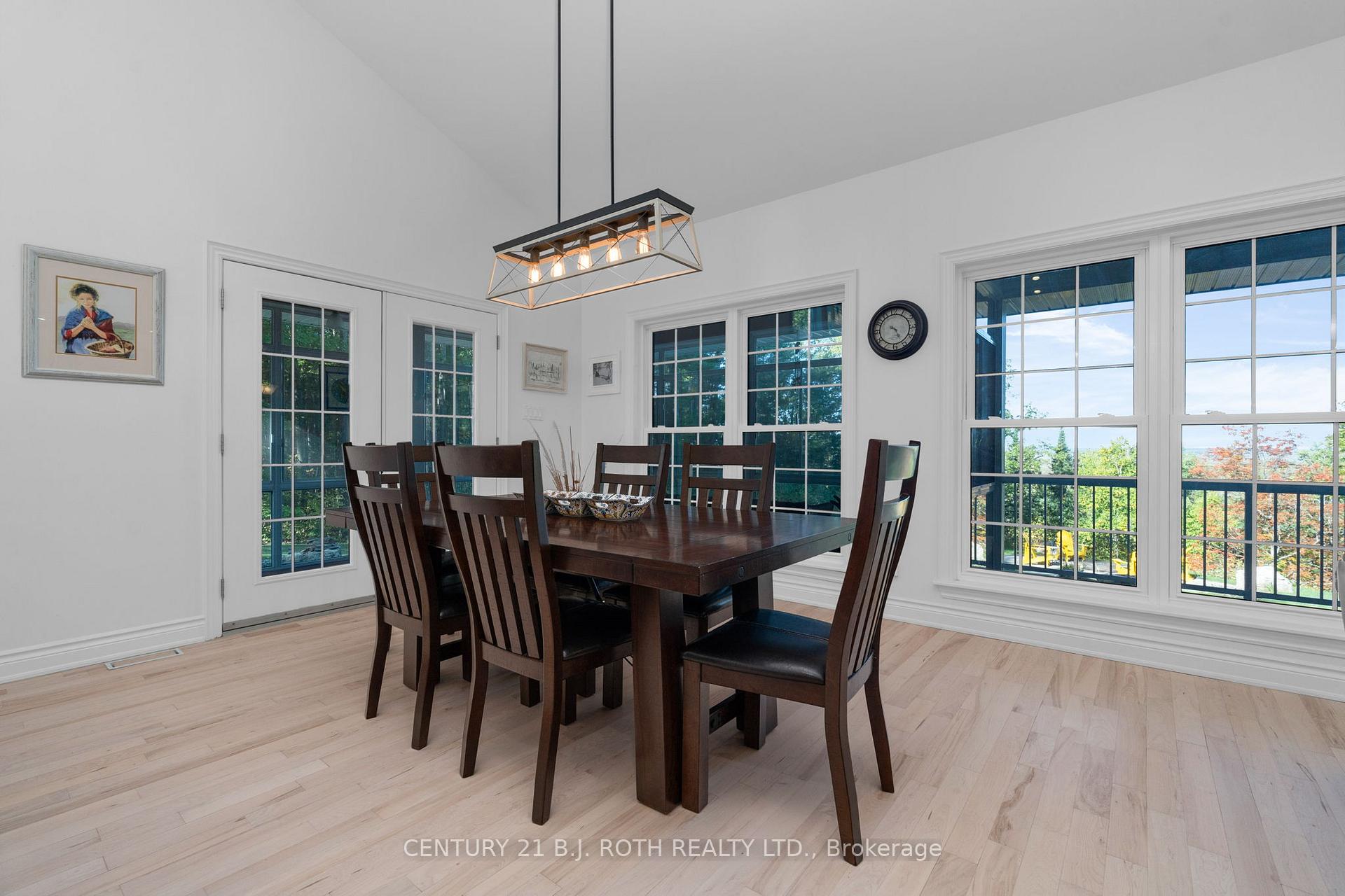 Photo 15 of 2710 Portage Trail, Springwater, Rural Springwater — HOMEH