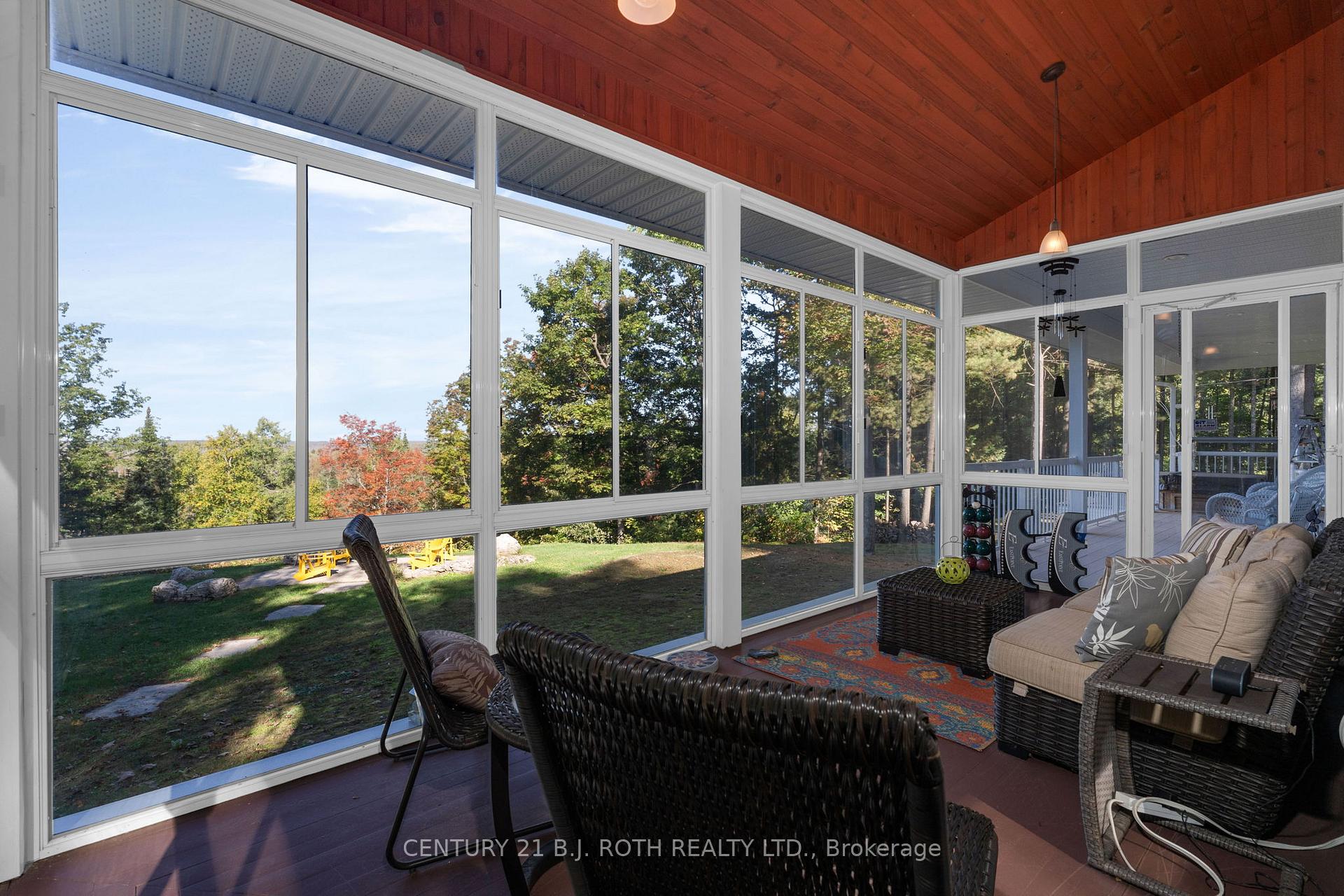 Photo 18 of 2710 Portage Trail, Springwater, Rural Springwater — HOMEH