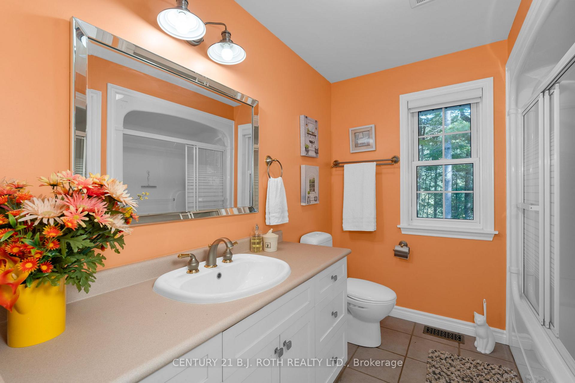 Photo 27 of 2710 Portage Trail, Springwater, Rural Springwater — HOMEH