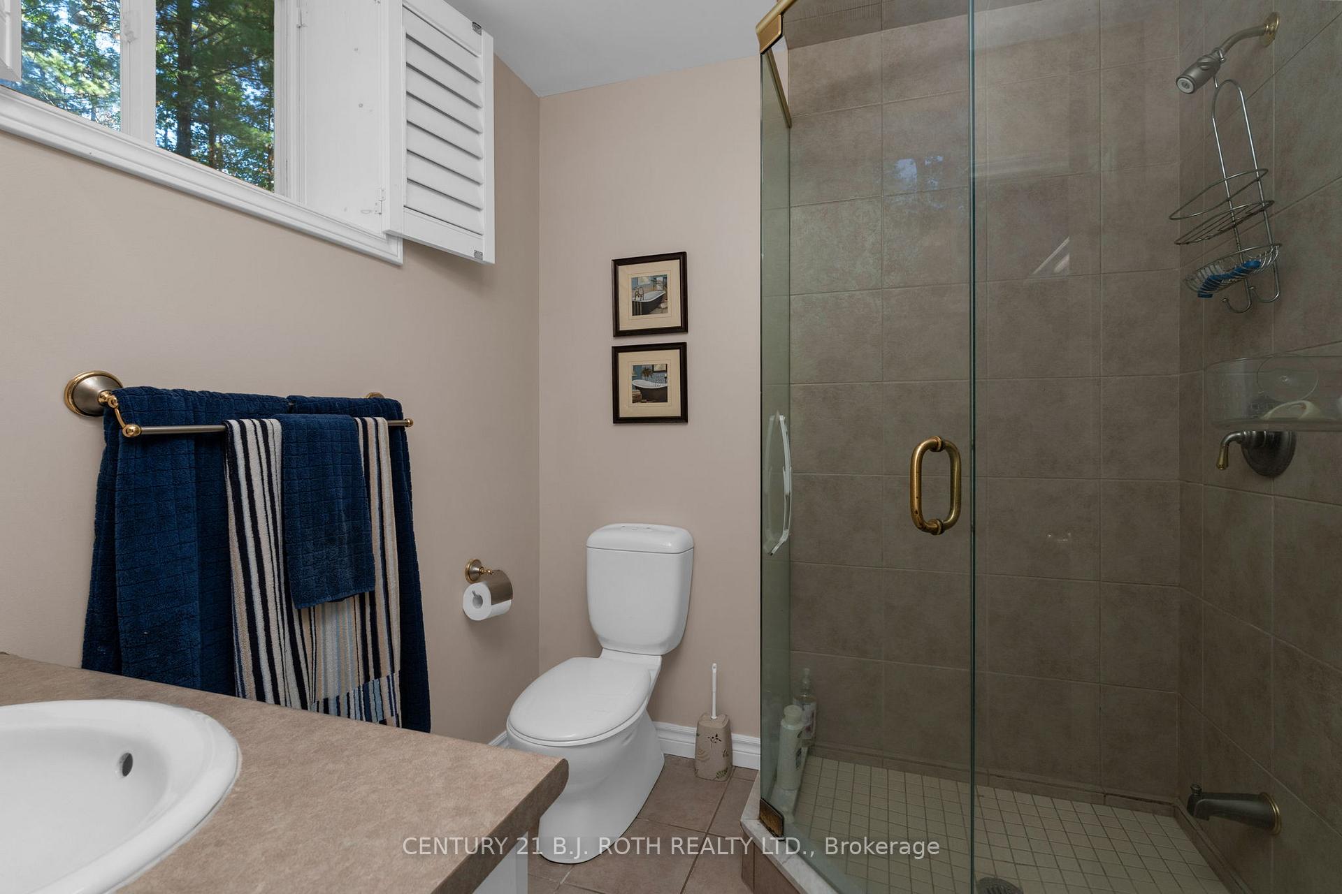 Photo 33 of 2710 Portage Trail, Springwater, Rural Springwater — HOMEH