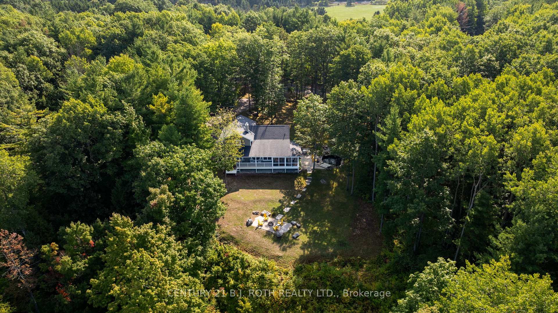 Photo 44 of 2710 Portage Trail, Springwater, Rural Springwater — HOMEH