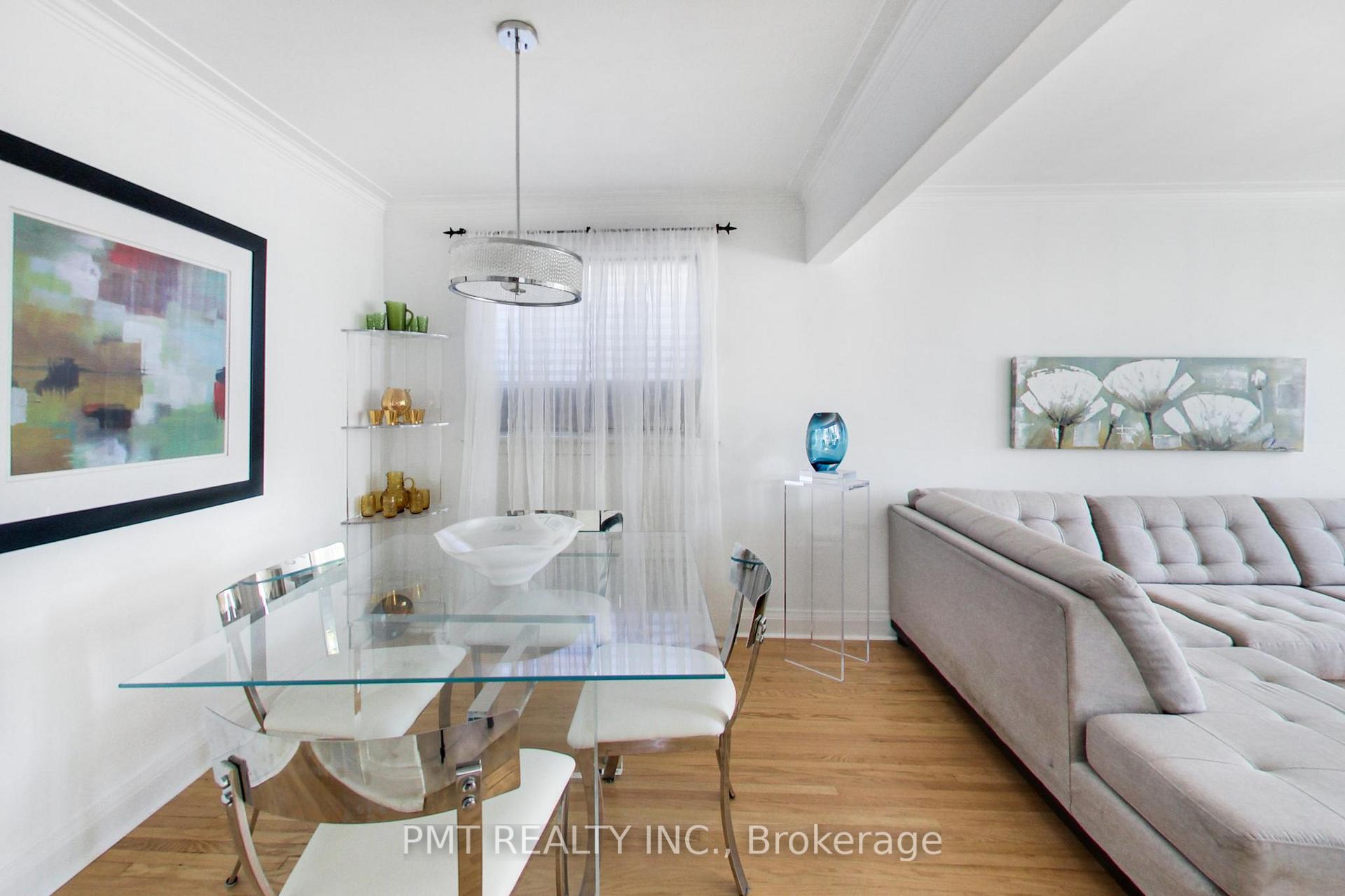 Photo 14 of 25 Ronald Avenue, North York, Briar Hill-Belgravia — HOMEH