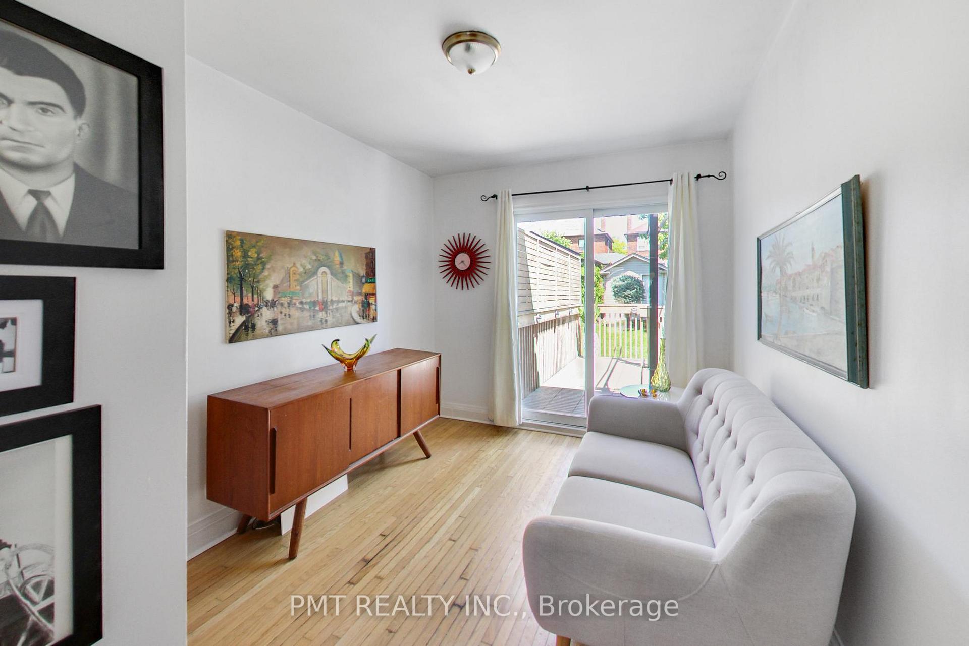Photo 18 of 25 Ronald Avenue, North York, Briar Hill-Belgravia — HOMEH