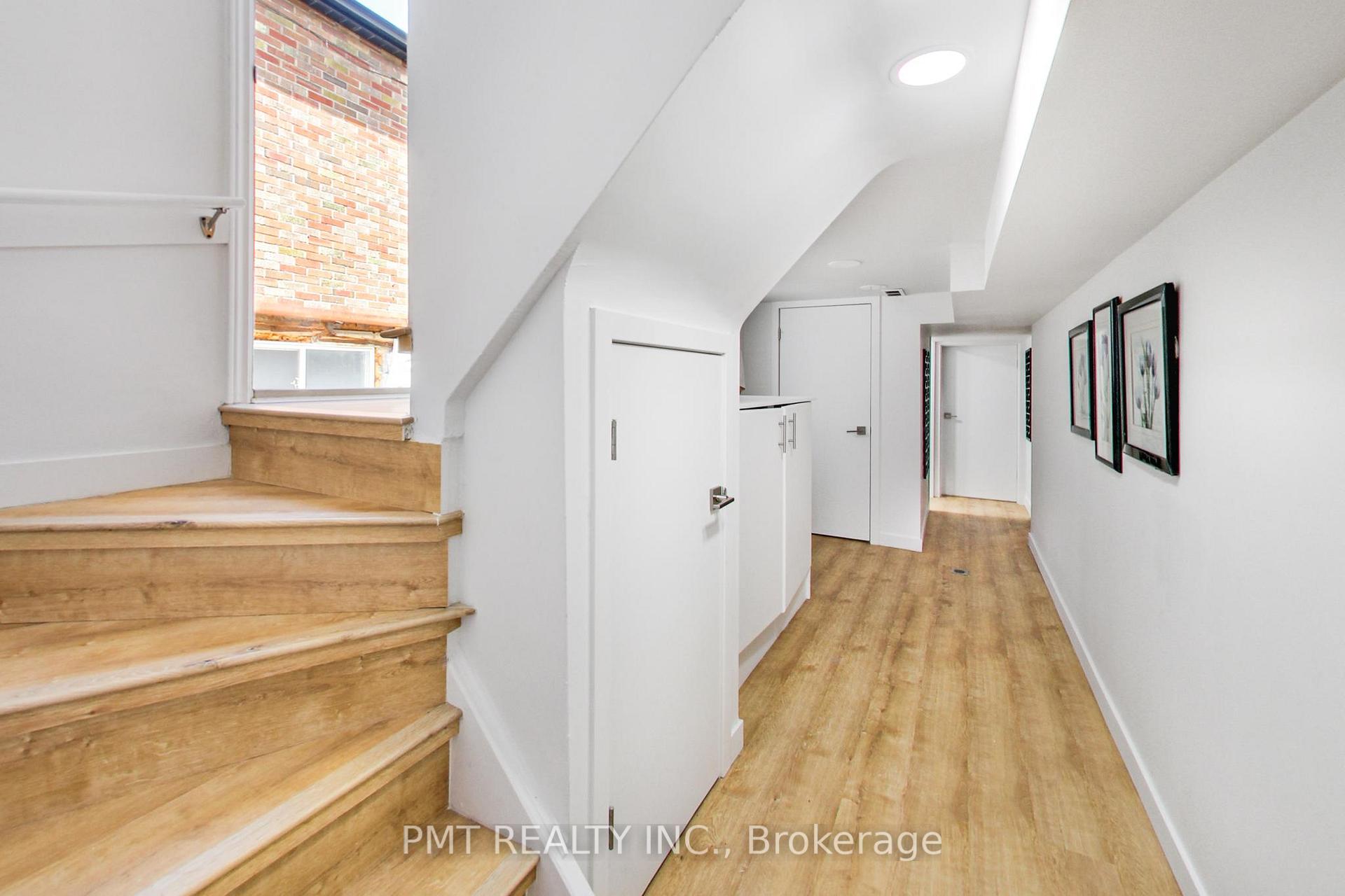 Photo 22 of 25 Ronald Avenue, North York, Briar Hill-Belgravia — HOMEH