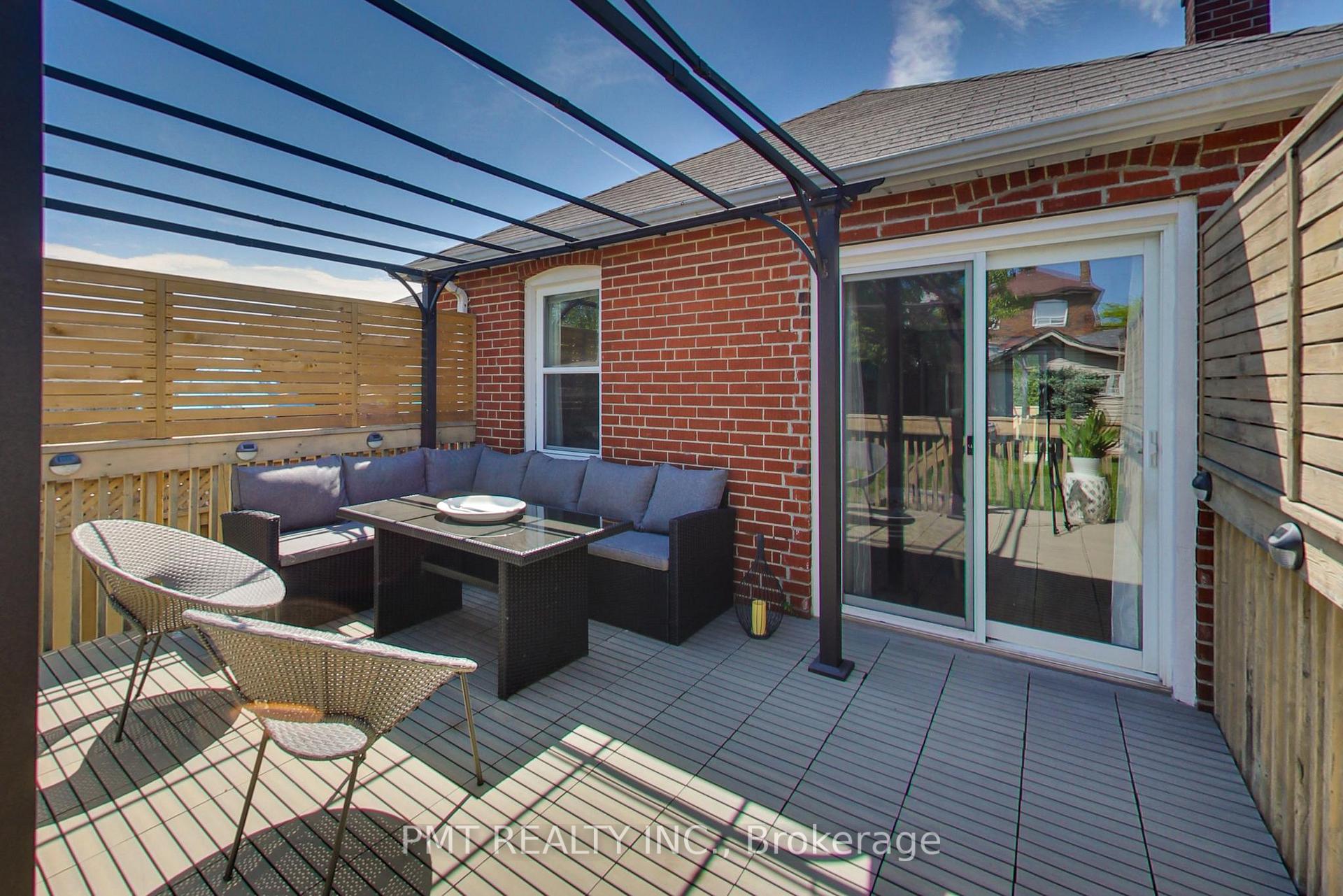 Photo 30 of 25 Ronald Avenue, North York, Briar Hill-Belgravia — HOMEH