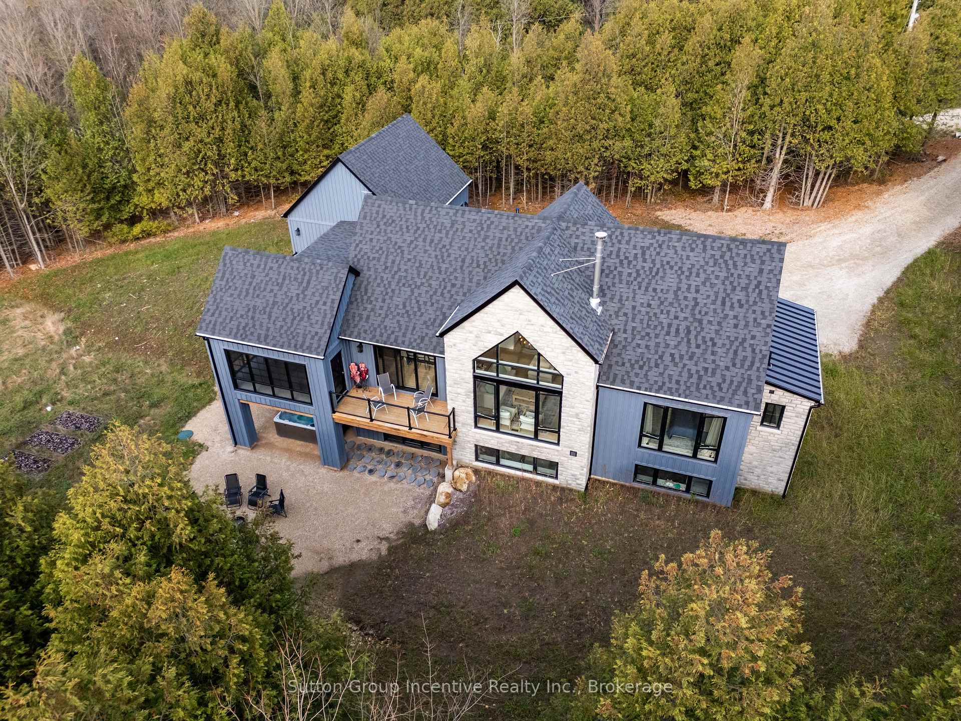 Photo 3 of 130 St Arnaud Street, Grey Highlands — HOMEH