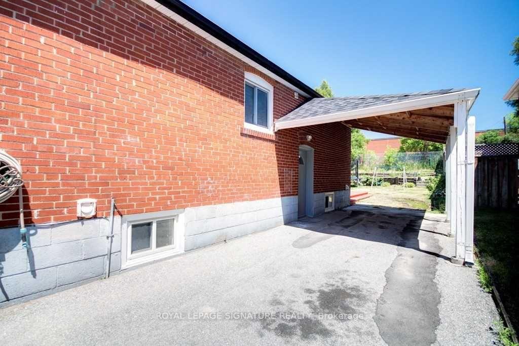 Photo 3 of Unit Main, 111 Ellington Drive, Scarborough, Wexford-Maryvale — HOMEH