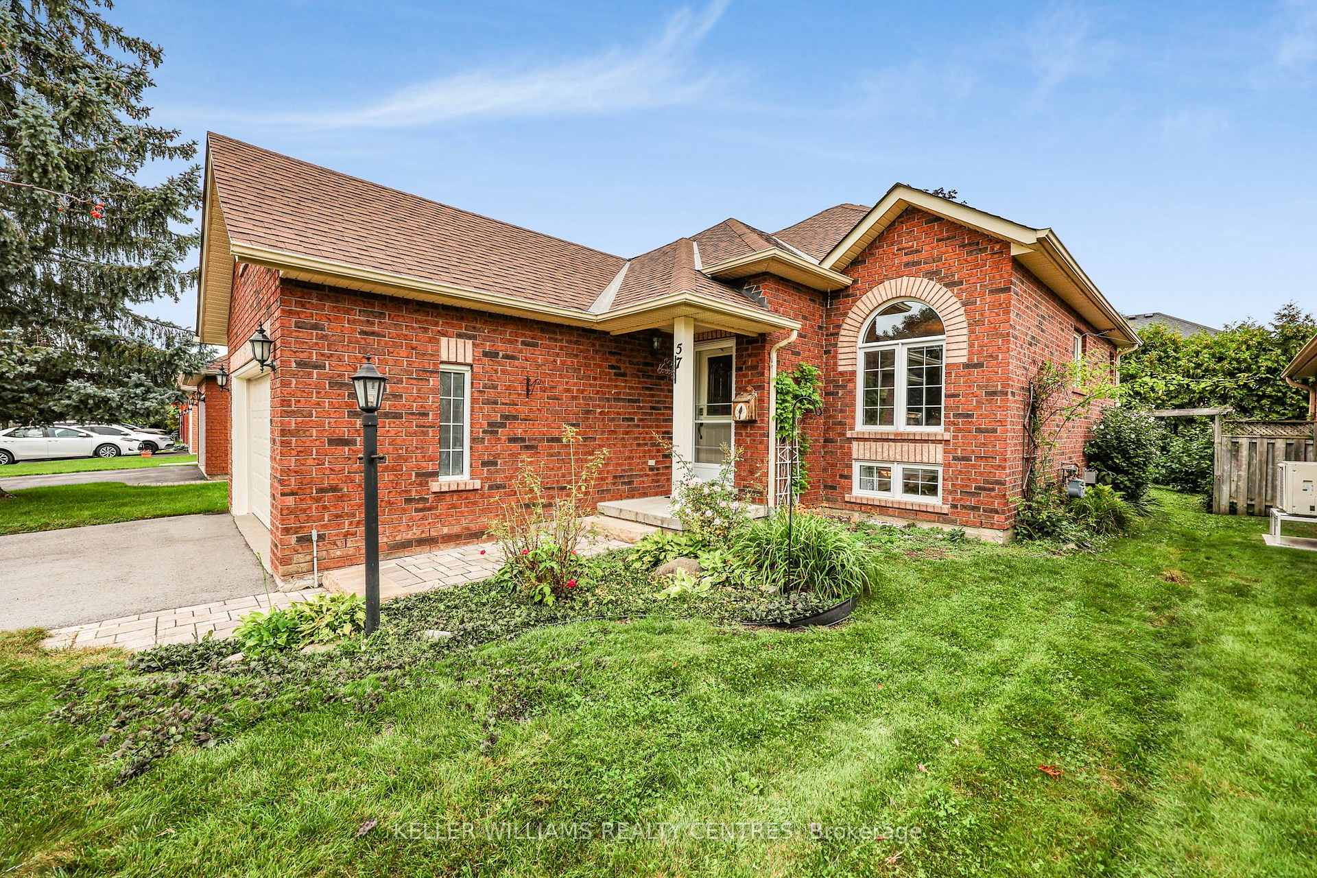 Photo 5 of 57 Rinaldo Road, Georgina, Keswick South — HOMEH