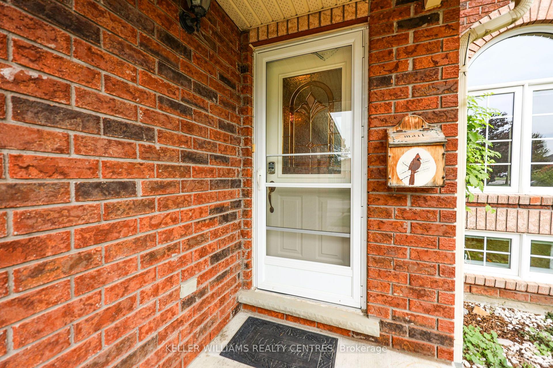 Photo 6 of 57 Rinaldo Road, Georgina, Keswick South — HOMEH