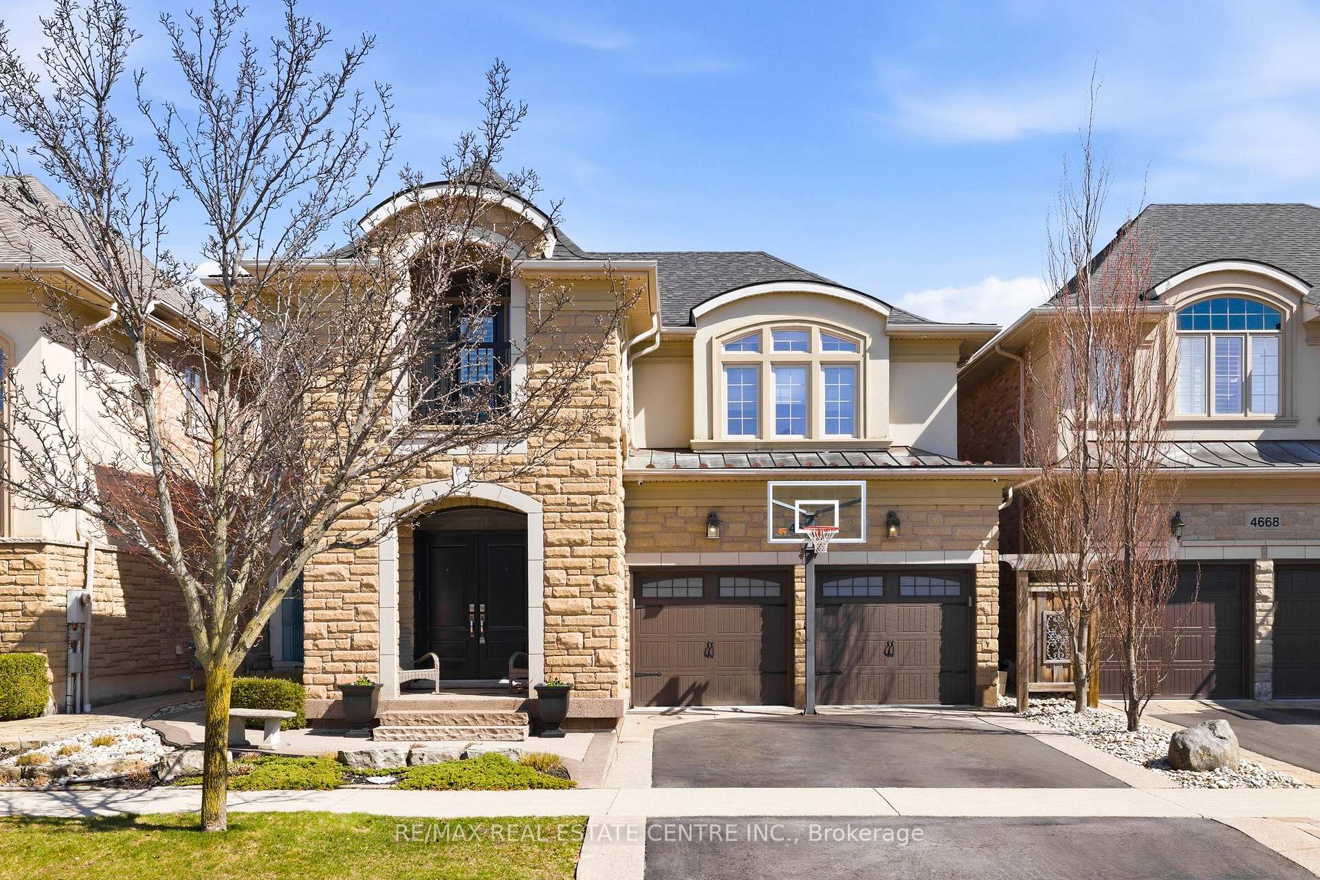 Photo 4 of 4670 Bracknell Road, Burlington, Alton — HOMEH
