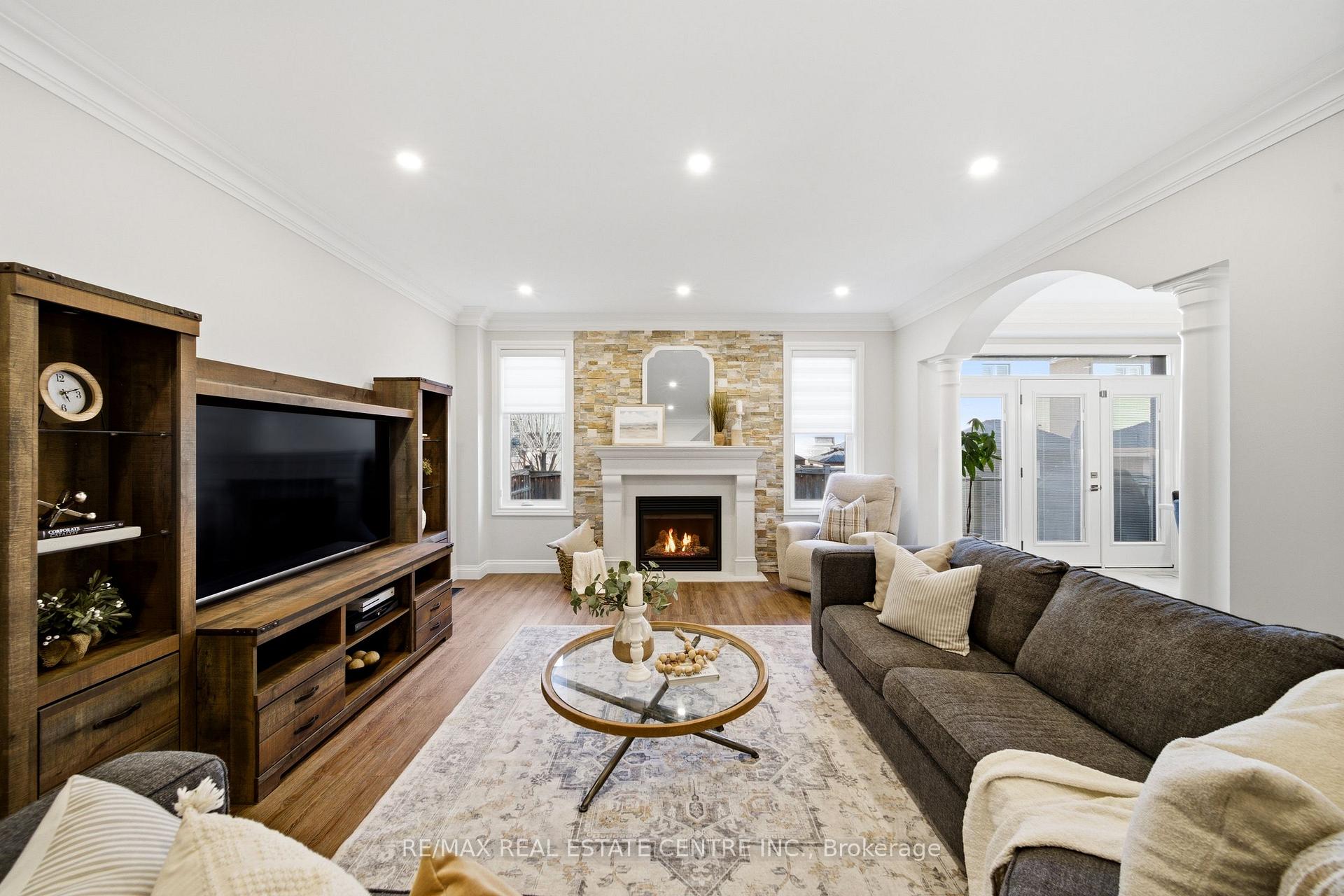 Photo 12 of 4670 Bracknell Road, Burlington, Alton — HOMEH