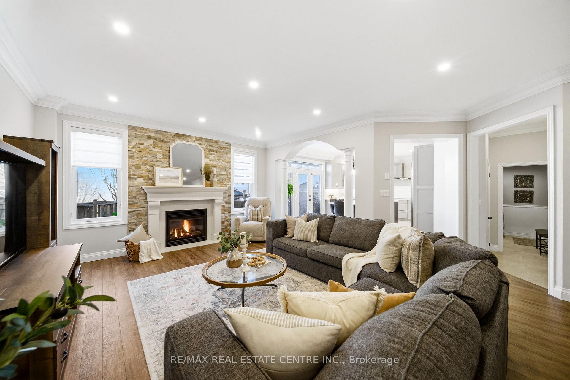 Photo 13 of 4670 Bracknell Road, Burlington, Alton — HOMEH