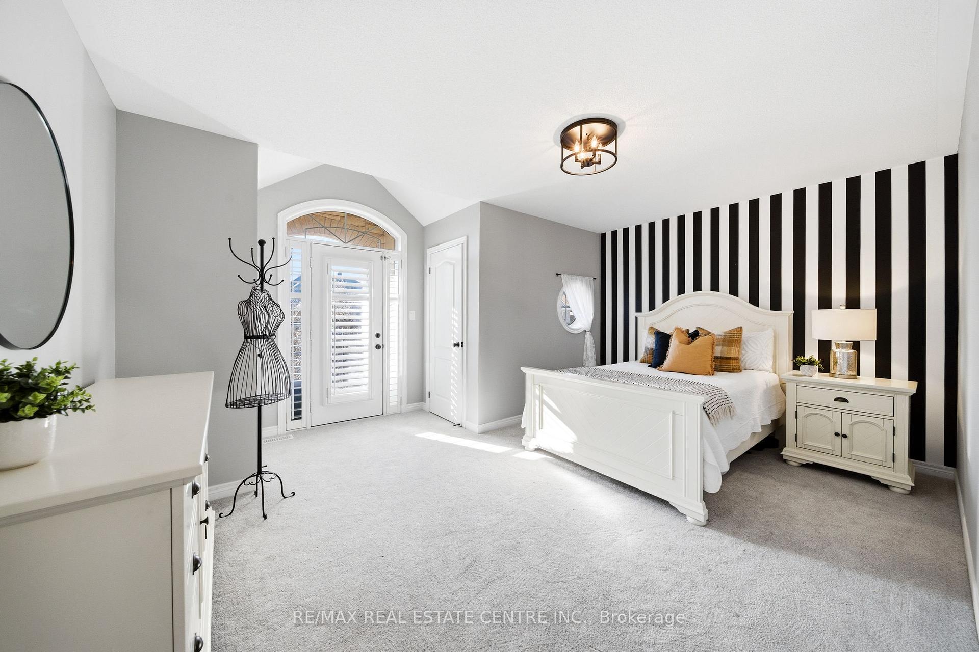 Photo 37 of 4670 Bracknell Road, Burlington, Alton — HOMEH